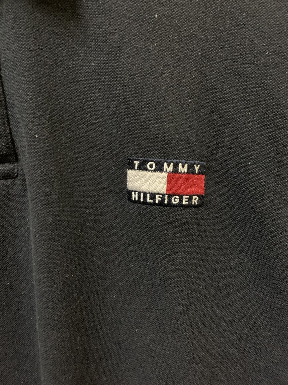 Tommy Hilfiger Vintage Tommy Hilfiger Simple logo Size US M / EU 48-50 / 2 - 2 Thumbnail