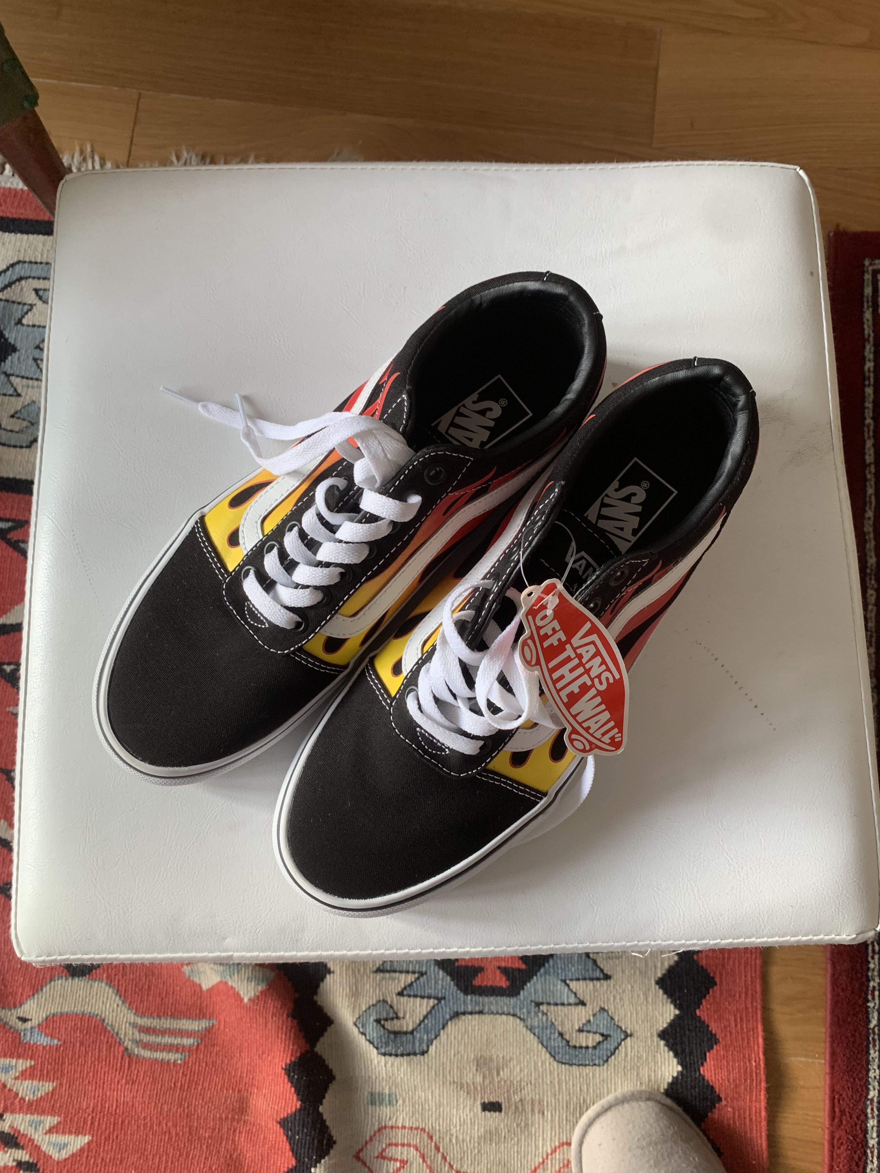 Vans Vans Old Skool flame (brand new) Size US 8.5 / EU 41-42 - 3 Thumbnail