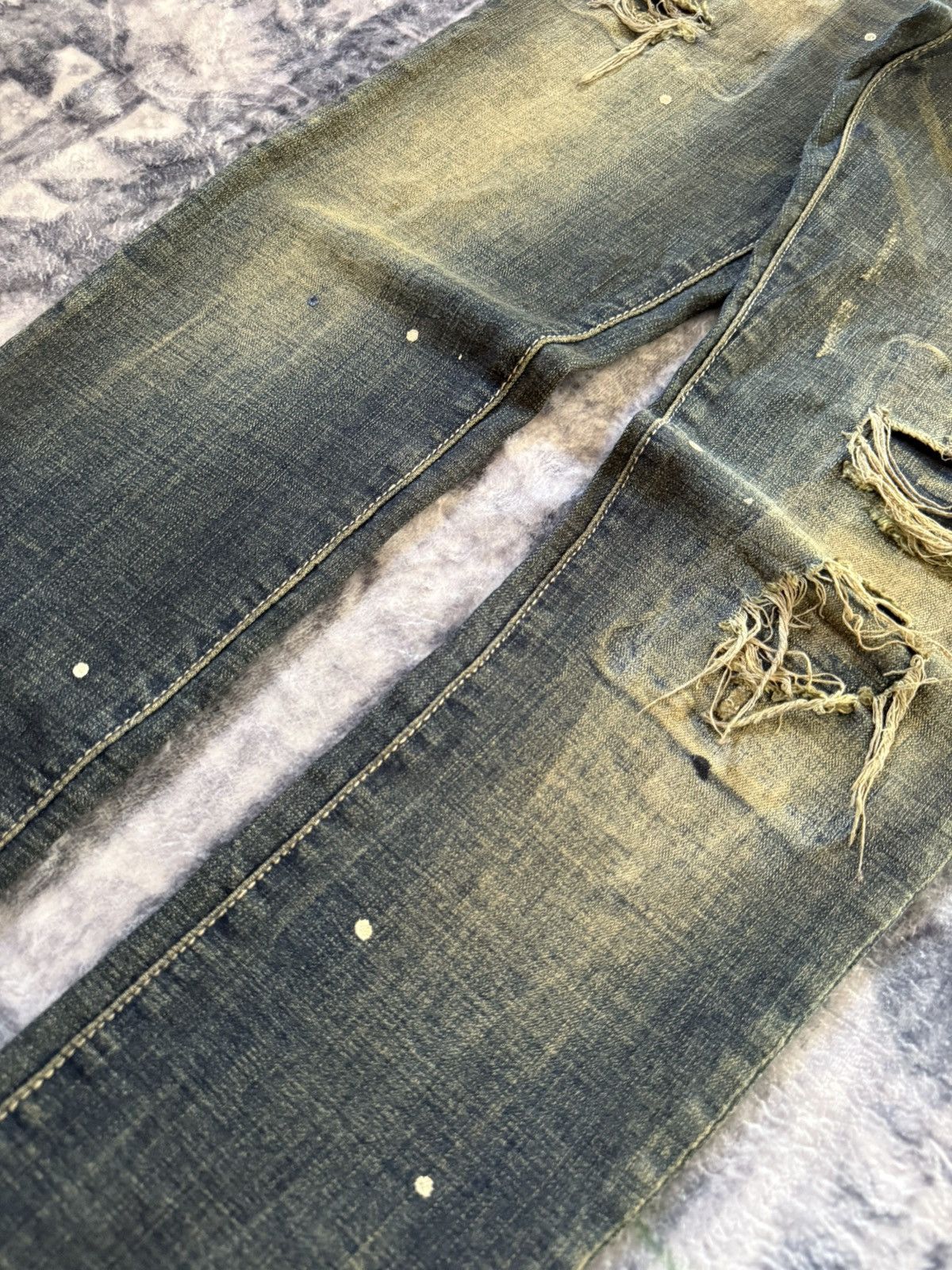 Hysteric Glamour Semantic Design Japan Mud Wash Distressed Tapered Jeans Size US 30 / EU 46 - 6 Thumbnail