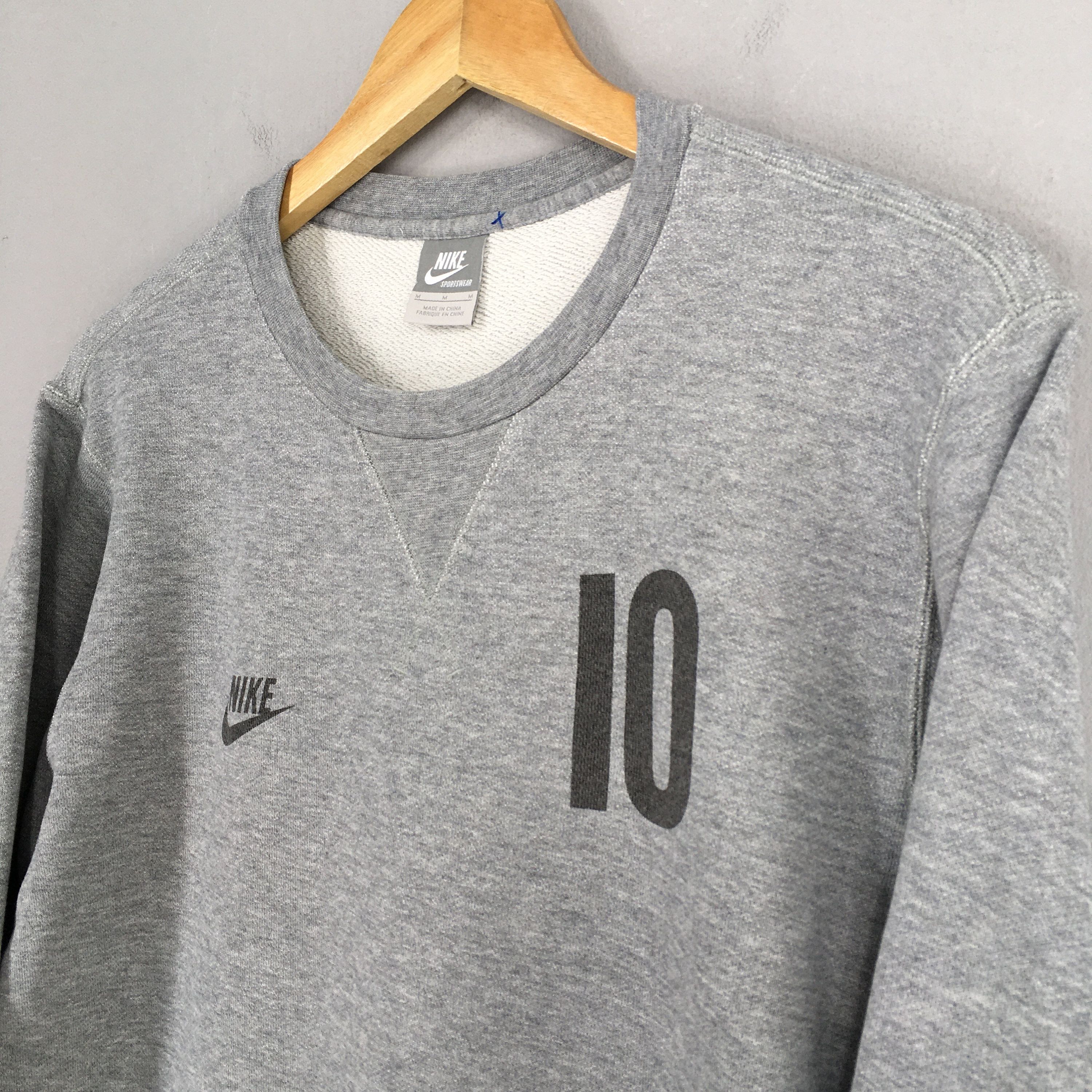 Nike × Nike ACG Vintage Y2K Nike Swoosh Gray Sweatshirt Medium Size US M / EU 48-50 / 2 - 3 Thumbnail