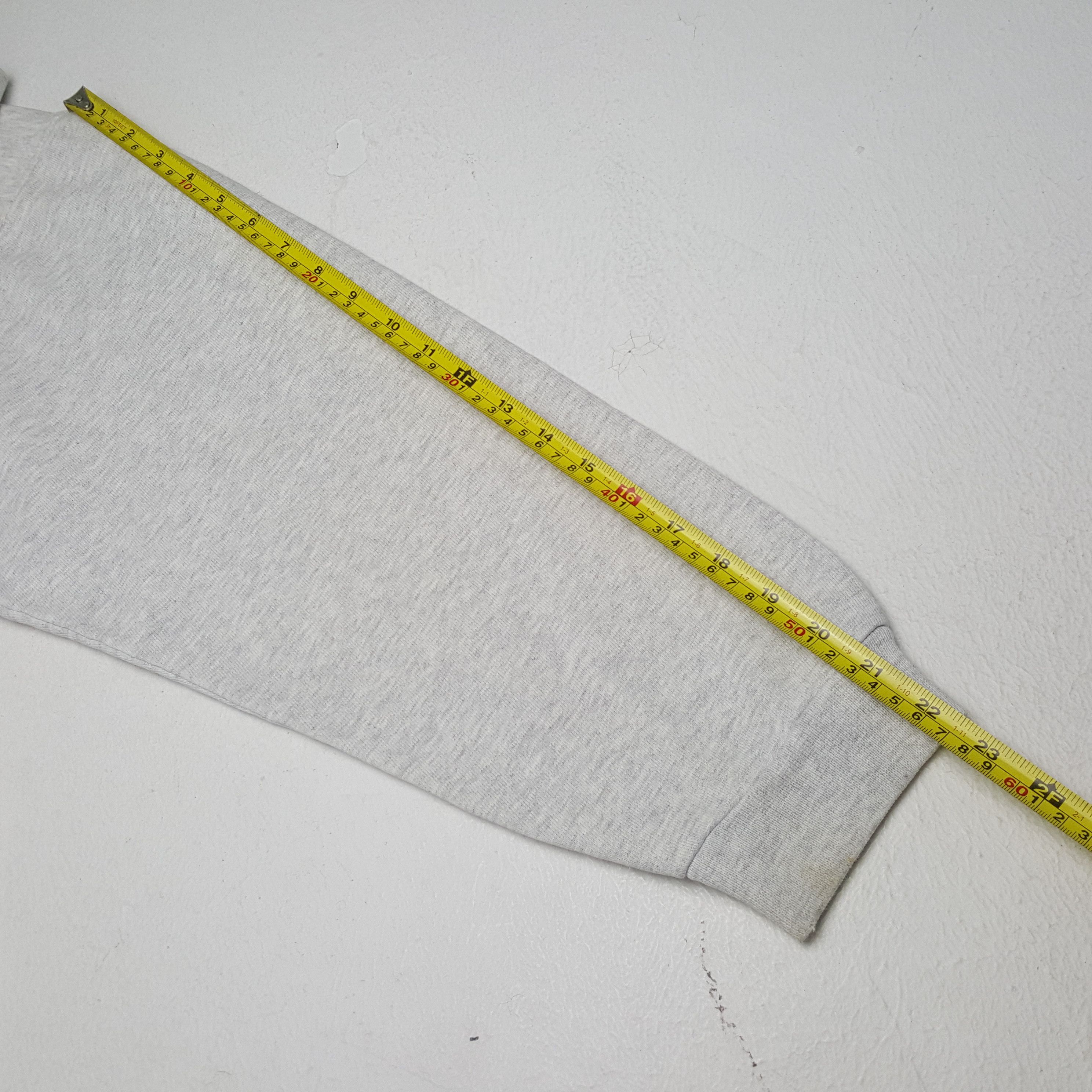 DKNY × Vintage DKNY JEANS Center Spellout Design Sweatshirt Size US L / EU 52-54 / 3 - 5 Thumbnail