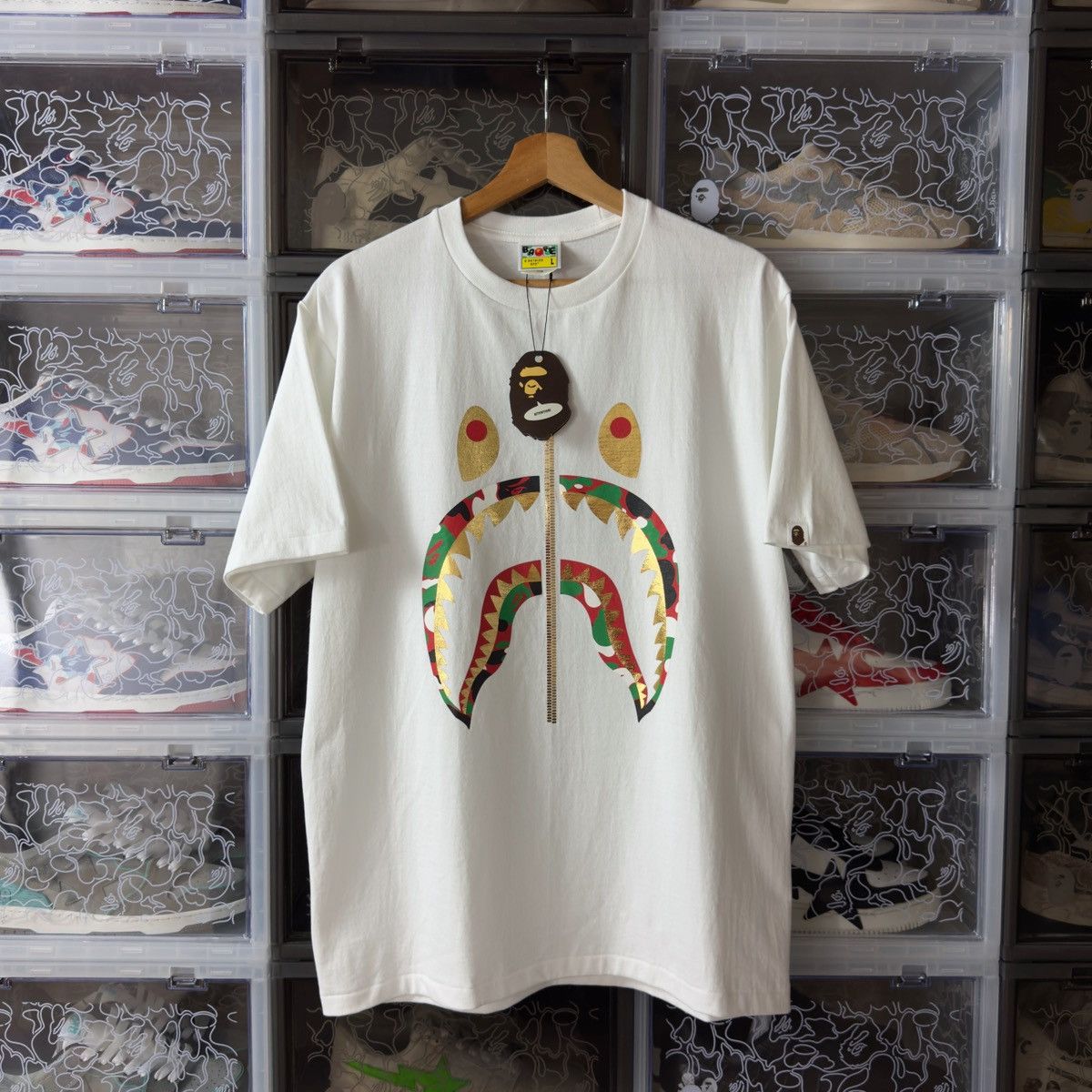Bape Bape Shark 4th Anniversary Dubai Tee White 2023 Size US L / EU 52-54 / 3 - 3 Thumbnail