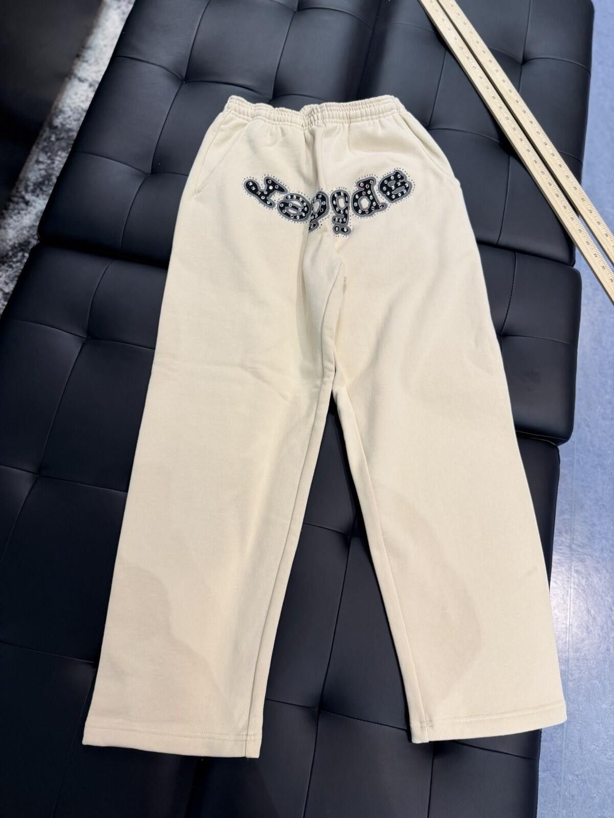 Sp5der Size XS - Sp5der Worldwide Cream Stone Sweatpants Spider Size US 28 / EU 44 - 1 Thumbnail