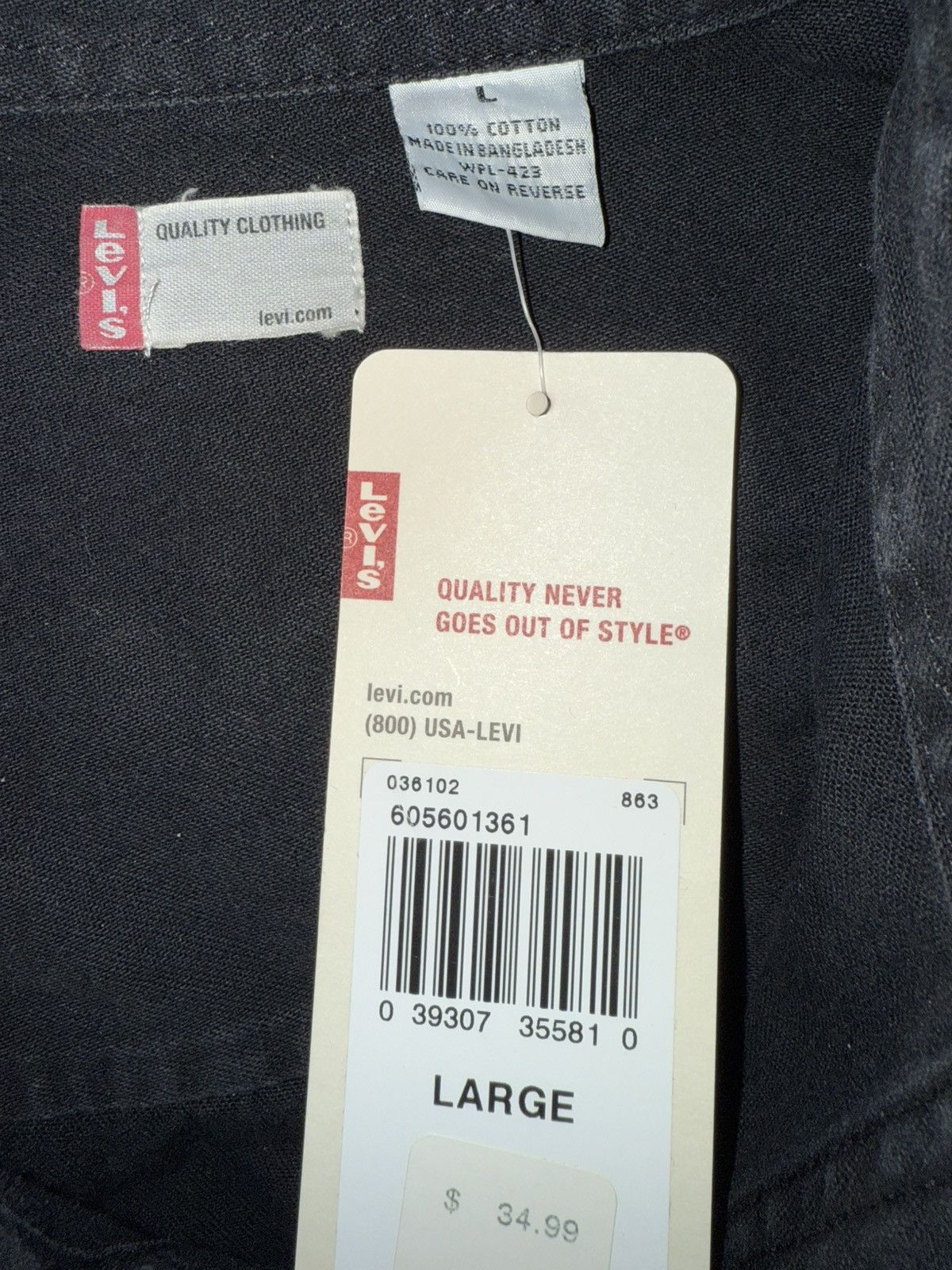 Levi's Levi’s long-sleeve button-up shirt, men’s large, 100% cotton Size US L / EU 52-54 / 3 - 10 Thumbnail