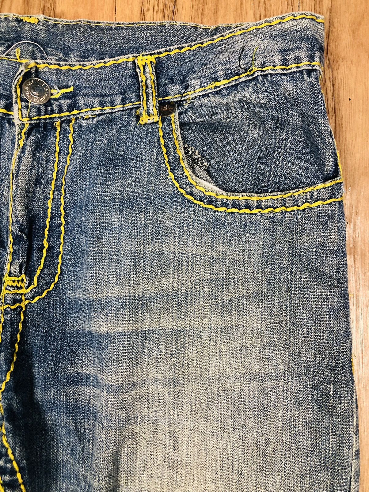 True Religion True Religion Jeans (35) Size US 38 / EU 54 - 6 Thumbnail