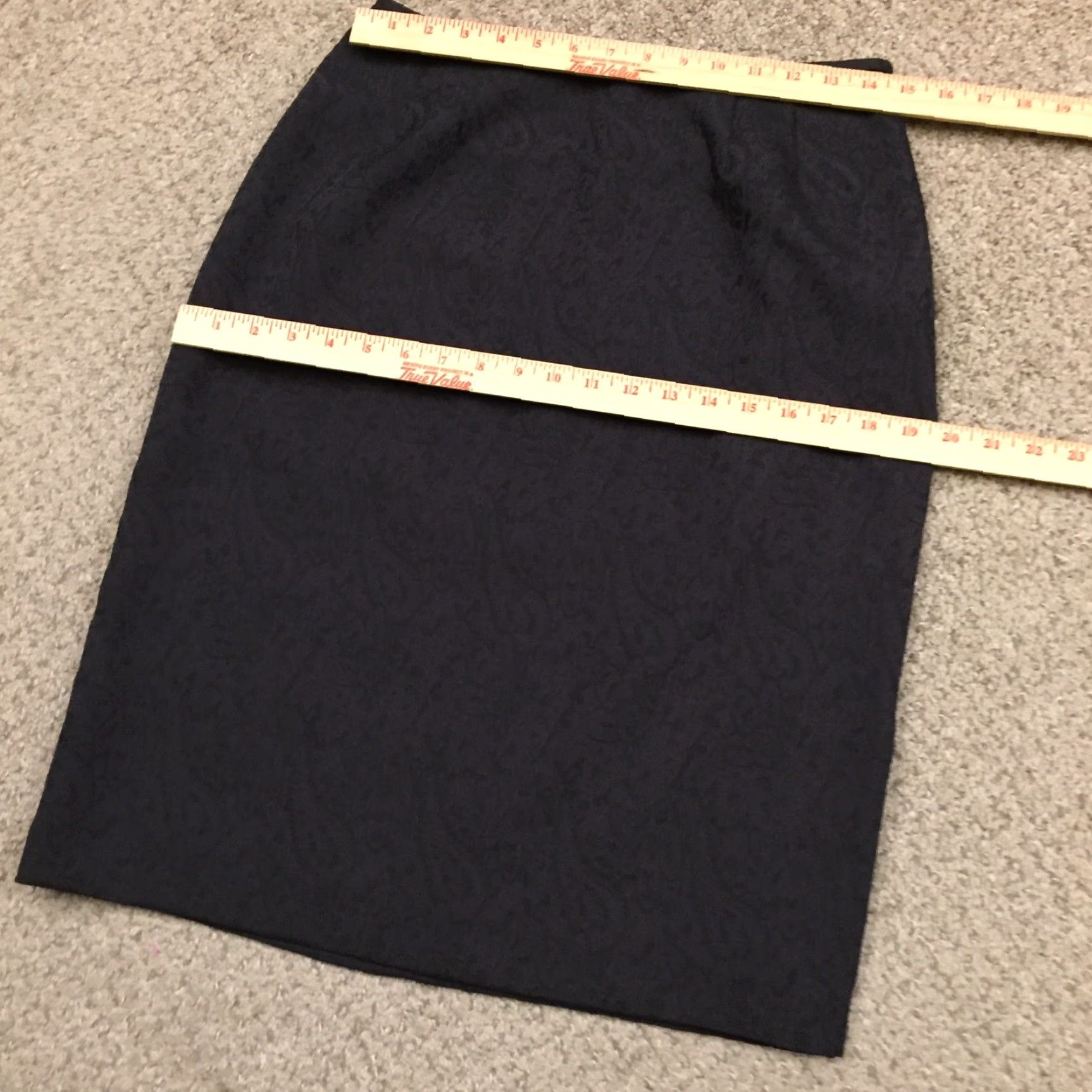 Anne Klein Anne Klein Skirt Women Knee Length High Waist Black Paisley Lined Side Slit Size 8 Pencil Straight | Regular Rise Ul Size 30" / US 8 / IT 44 - 2 Thumbnail