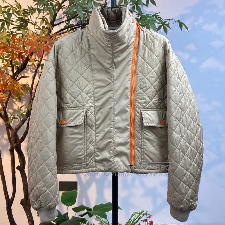Hermes Hermes Khaki Diamond Pattern Down Jacket Size XS / US 0-2 / IT 36-38 - 1 Thumbnail