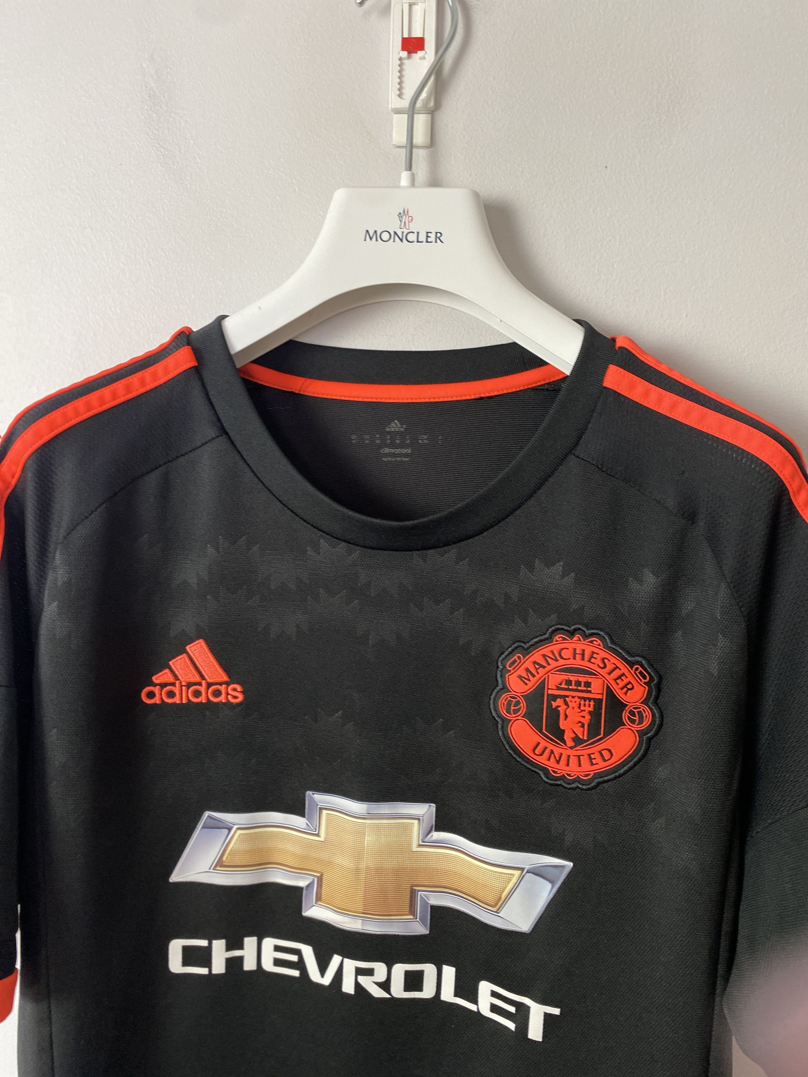 Adidas Vintage Adidas Manchester United Soccer Jersey blokecore Size US M / EU 48-50 / 2 - 2 Thumbnail