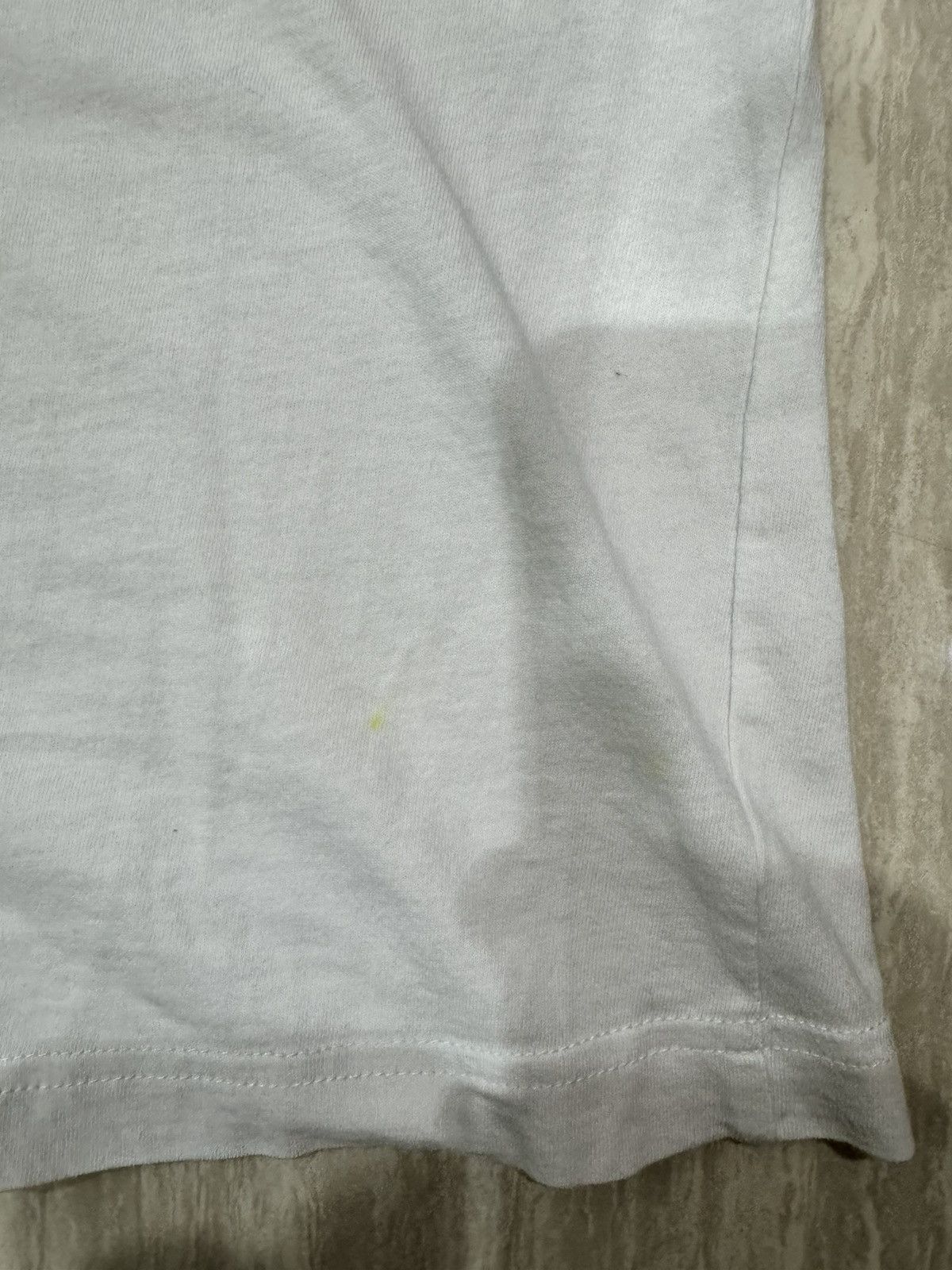 Disney Mickey mouse cube Uniqlo x Disney White Shirt L Size Size US L / EU 52-54 / 3 - 10 Thumbnail