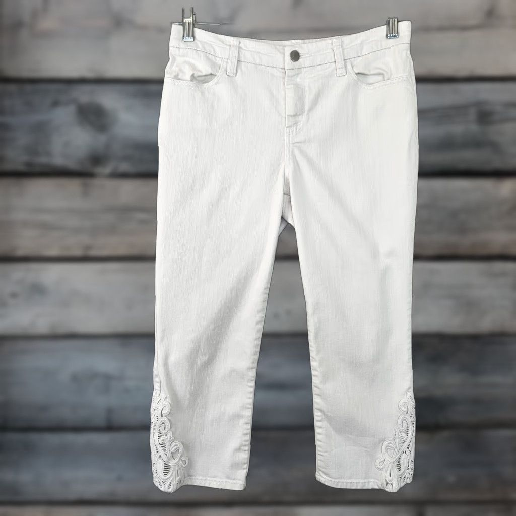 Vintage Chico's Womens Girlfriend Slim Leg Capri Jeans Sz 4 White Mid Rise Size 27" / US 4 / IT 40 - 1 Thumbnail