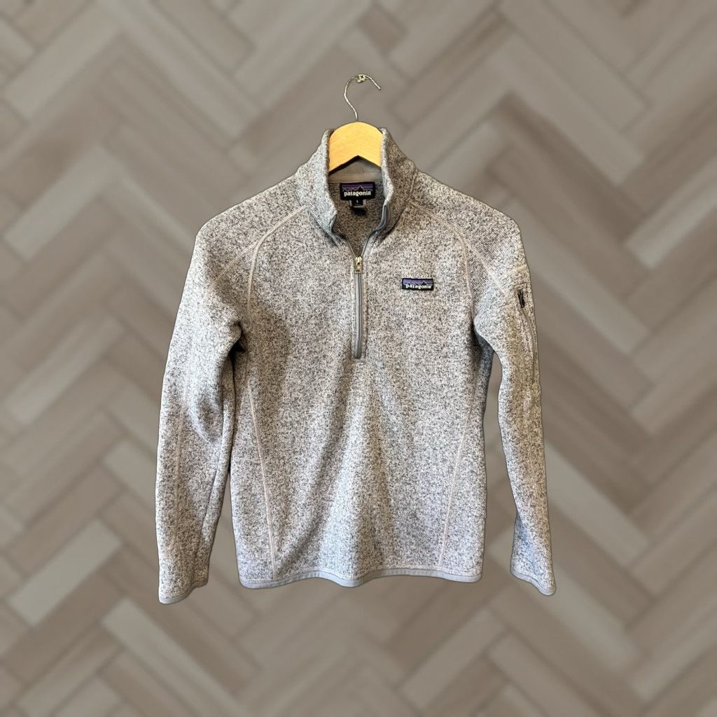 Patagonia Patagonia Womens Gray Sweatshirt 1/4 Zip Mock Neck Pullover Size S Pullover Activewear Womens Gray 1/4 Zip Mock Neck Patagonia Sweatshirt Size S / US 4 / IT 40 - 1 Thumbnail