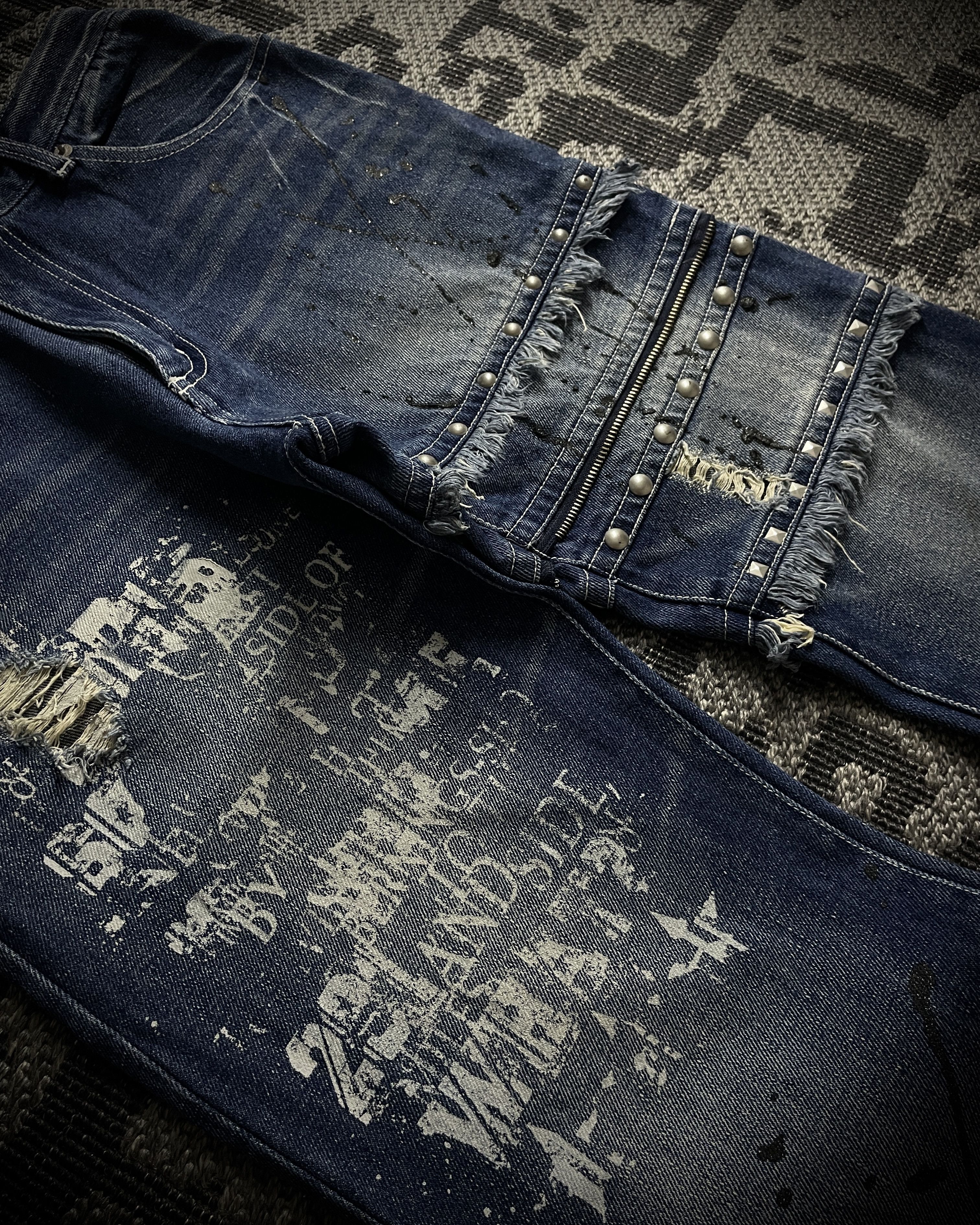 BERNINGS SHO Bernings Sho Distressed Poem Studded Bootcut Denim Size US 29 - 4 Thumbnail
