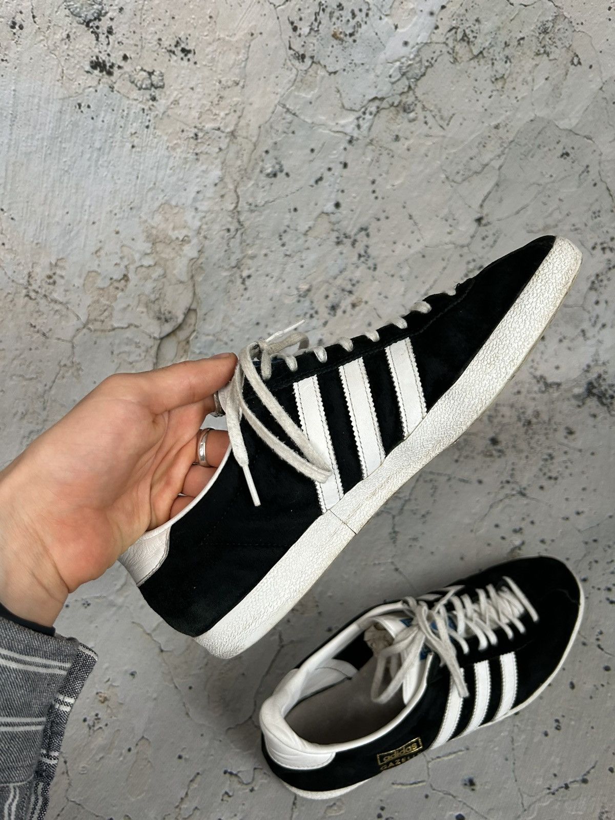 Adidas Vintage Adidas Gazelle Black Sneakers Retro Streetwear Size US 8.5 / EU 41-42 - 4 Thumbnail