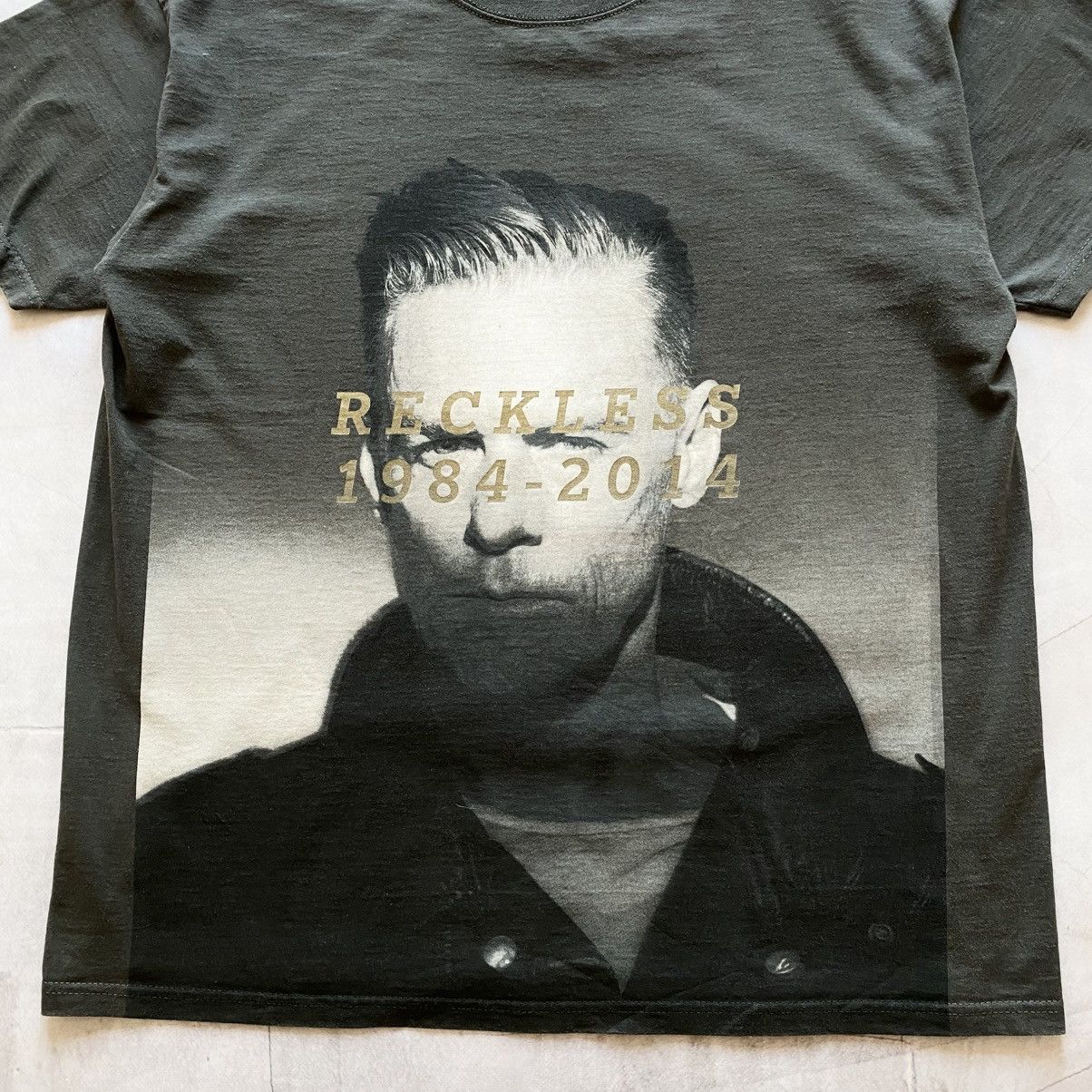 Band Tees × Vintage Rare 2014 Bryan Adams Reckless Tour Aphex Twin Vibe T-shirt Size US XL / EU 56 / 4 - 2 Thumbnail