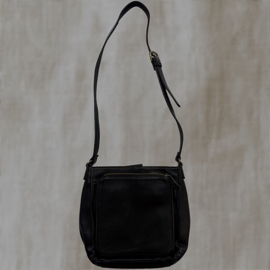 Fossil VINTAGE Fossil Pebbled Black Leather Crossbody Purse 9x8.5c3 Size ONE SIZE - 1 Thumbnail