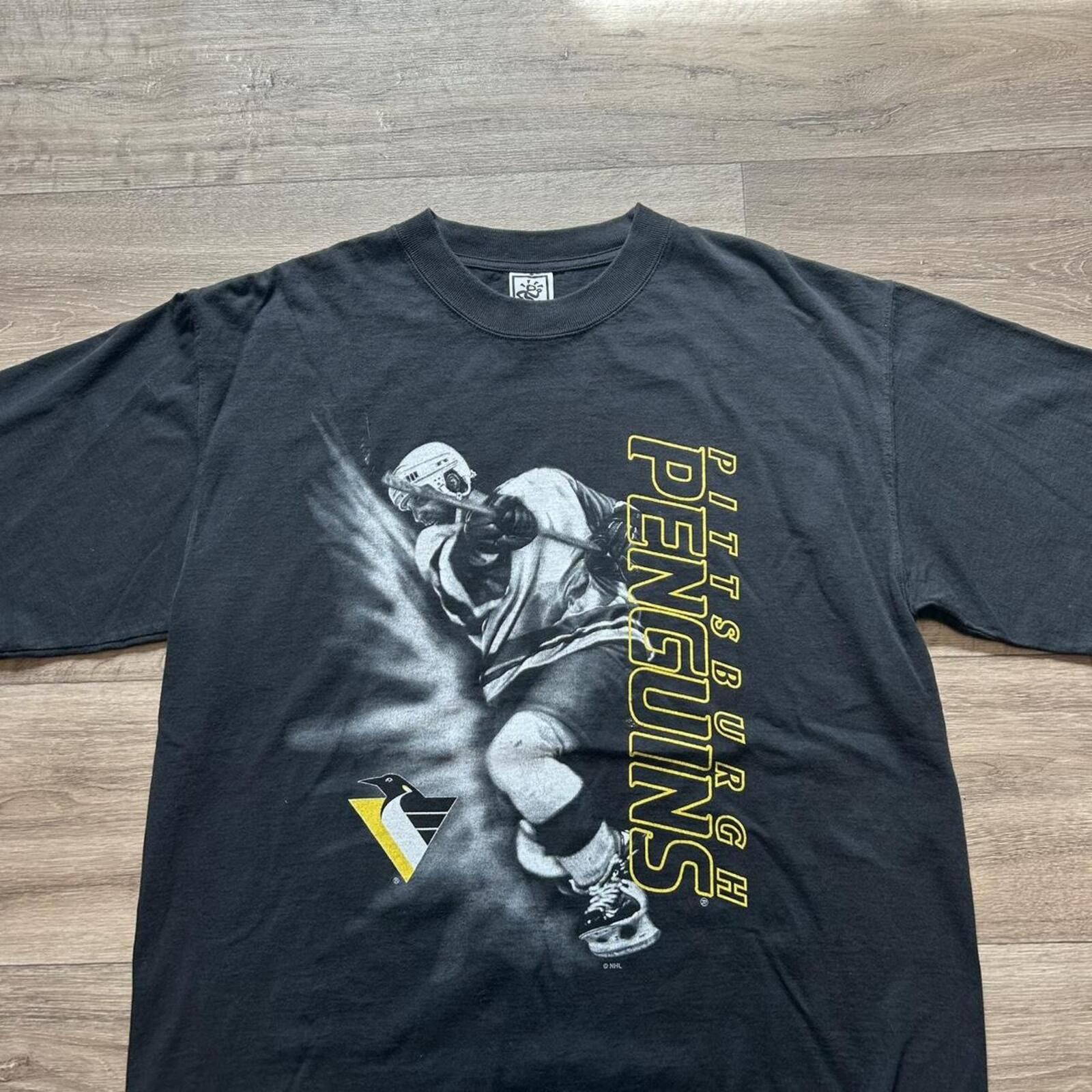 NHL Vintage 90’s Pittsburgh Penguins Hockey NHL T shirt XL Size US XL / EU 56 / 4 - 2 Thumbnail