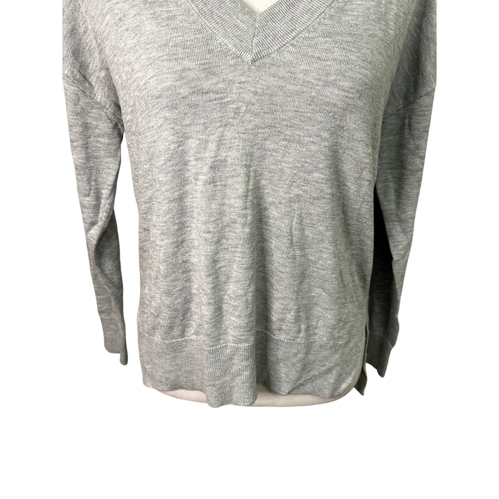 Treasure & Bond Treasure & Bond Sweater Relaxed Fit V-Neck Gray Women's XS Size XS / US 0-2 / IT 36-38 - 4 Thumbnail