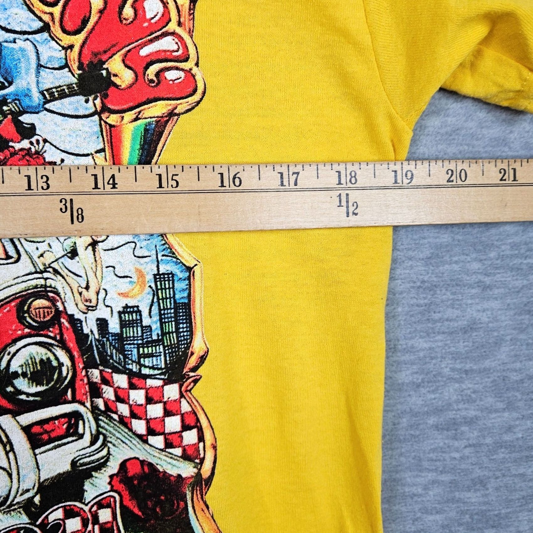 Gildan Grateful Dead and company Tour 2021 Yellow Graphic Tee Size M Shirt Men Regular Cotton Gildan Music XS? Size US M / EU 48-50 / 2 - 5 Thumbnail