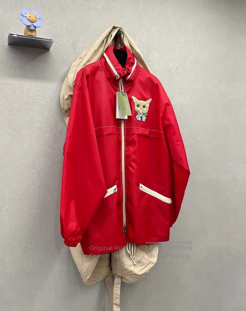 Gucci Gucci Embroidered kitten red jacket Size US S / EU 44-46 / 1 - 3 Thumbnail