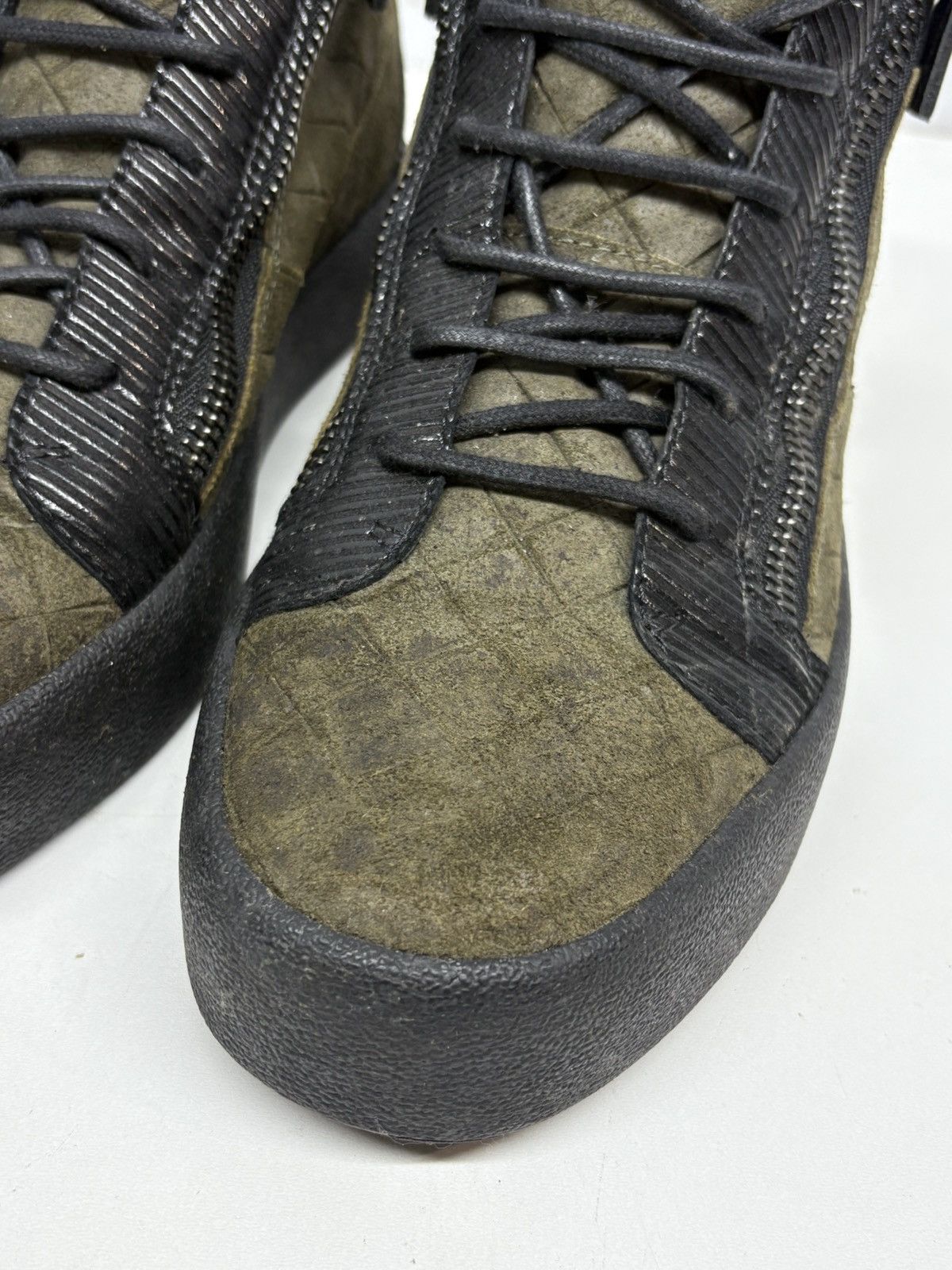 Giuseppe Zanotti Giuseppe Zanotti high top diamond zip sneakers Size US 8 / EU 41 - 5 Thumbnail