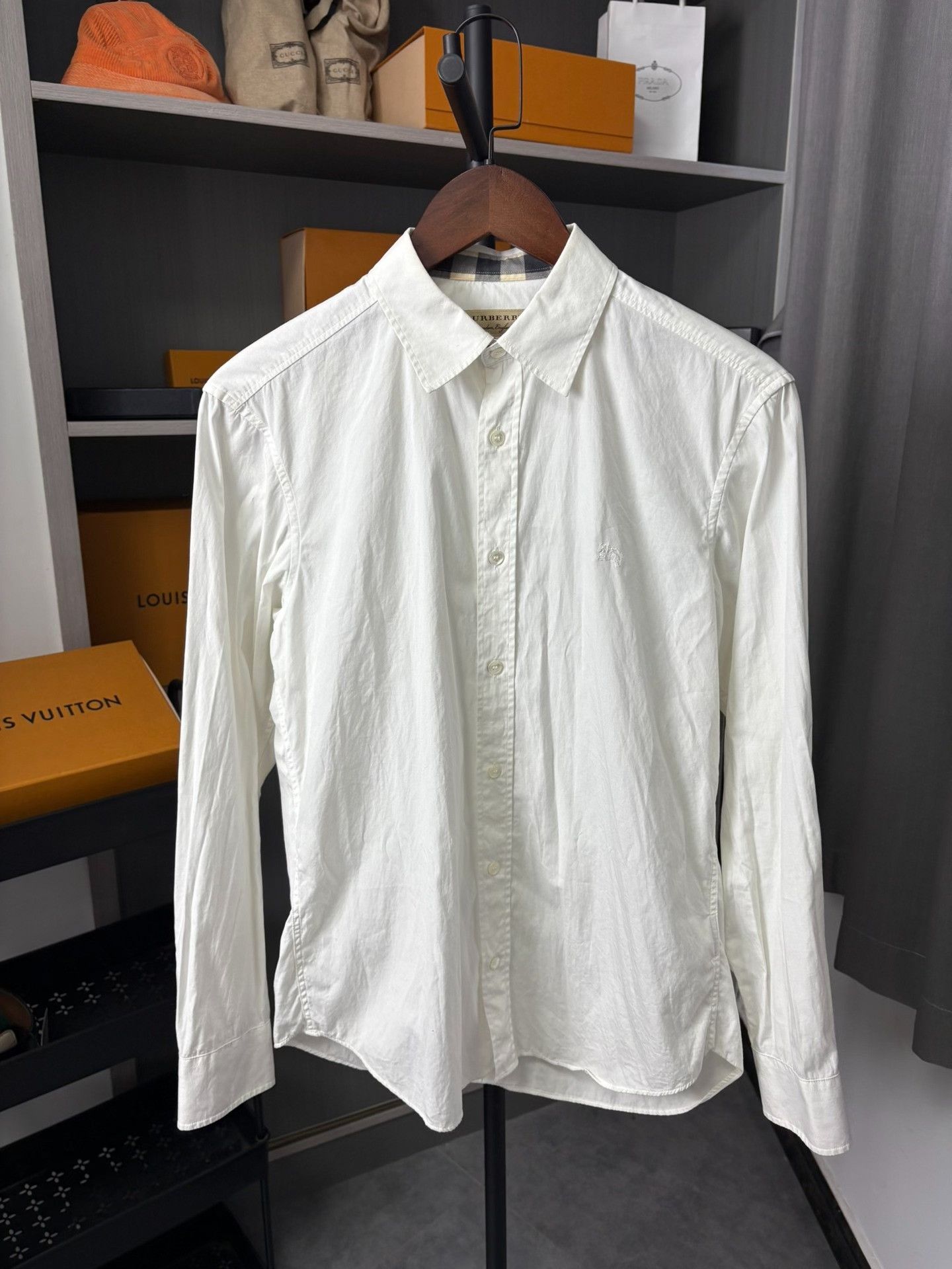 Burberry Burberry Embroidered White Shirt S Men Size US S / EU 44-46 / 1 - 1 Thumbnail