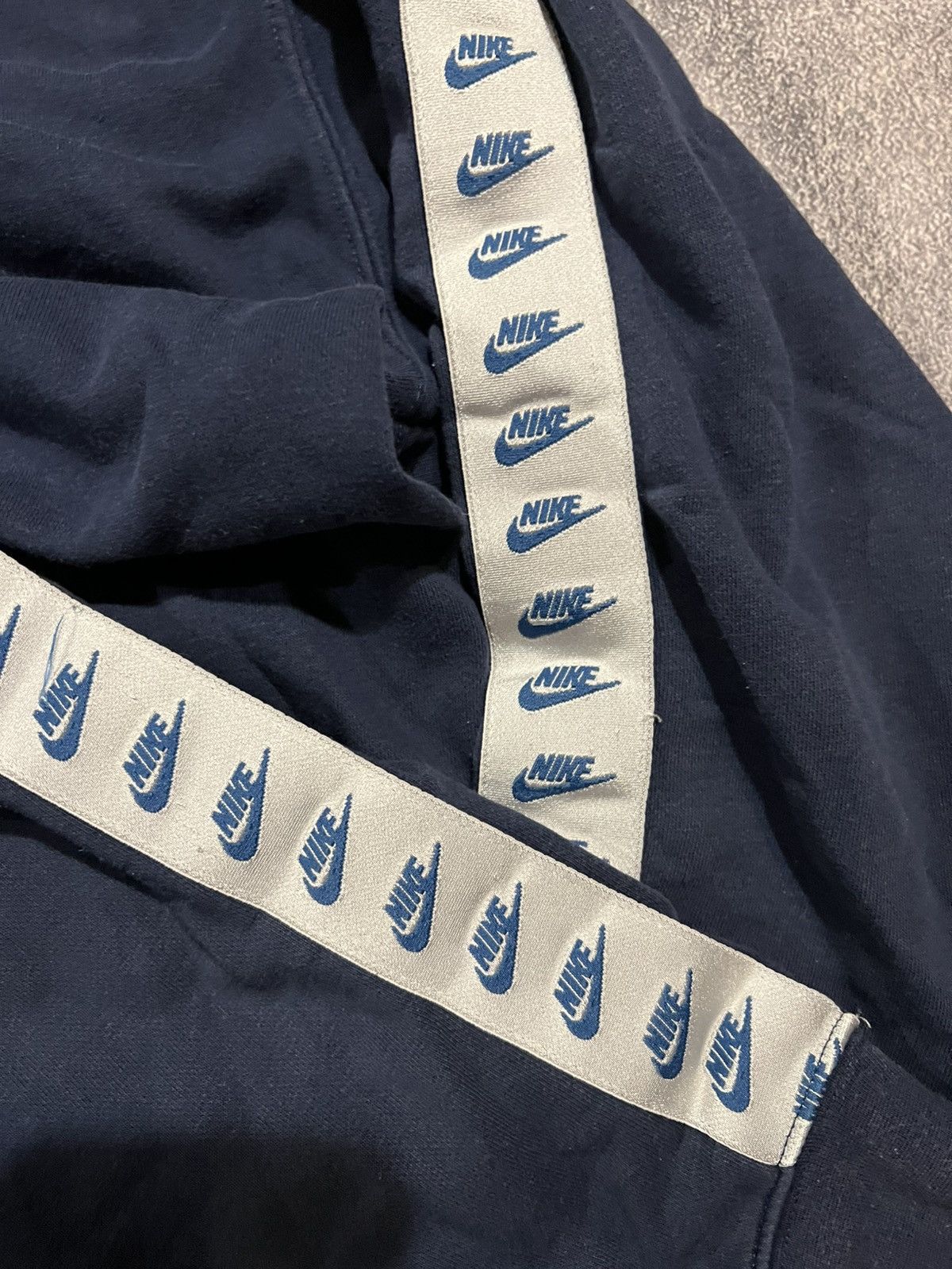 Vintage Vintage Custom Y2K Hoodie Nike / Avan Garde Archive Fur Size US S / EU 44-46 / 1 - 9 Thumbnail