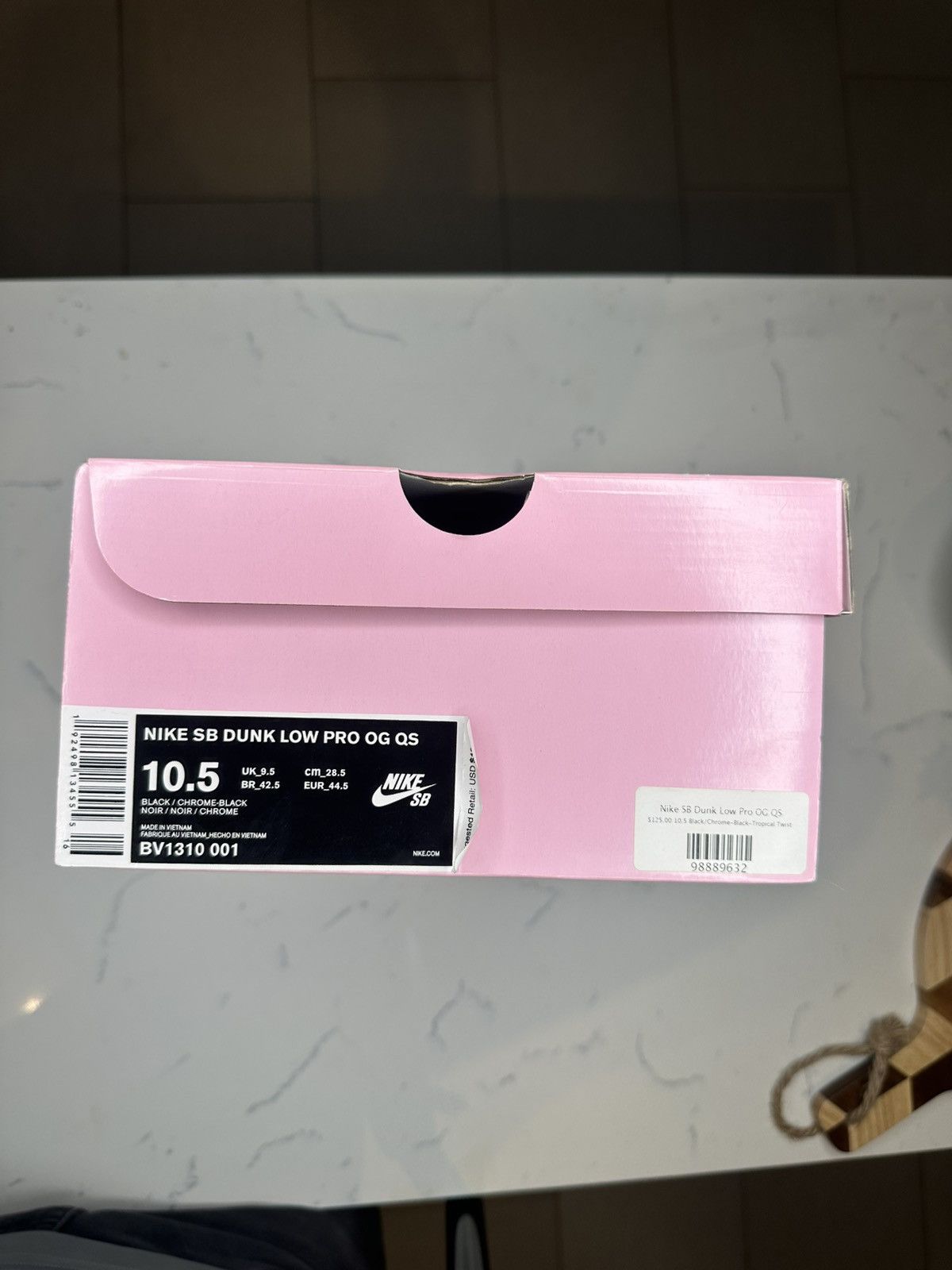 Diamond Supply Co. × Nike DIAMOND NIKE SB DUNK LOW Size US 10.5 / EU 43-44 - 24 Thumbnail