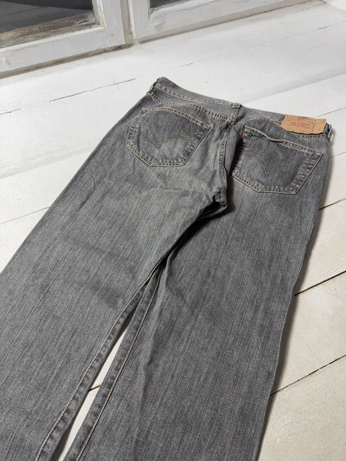 Levi's 00s Levi’s 501 Original Grey Jeans Button Fly Made in Mexico Size US 36 / EU 52 - 14 Thumbnail