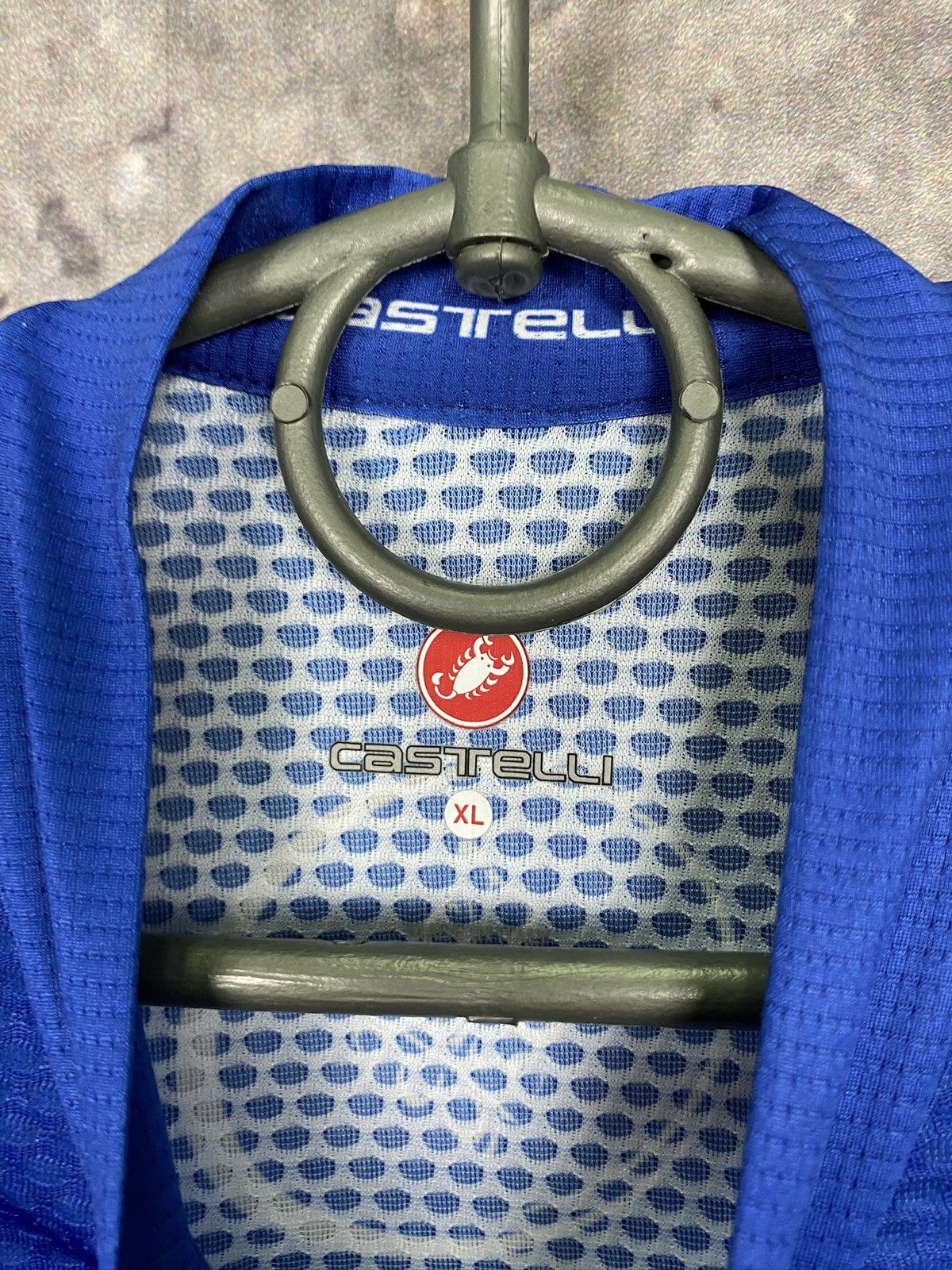 Other Men’s Castelli Jersey Dubai Tour Size XL Size US XL / EU 56 / 4 - 8 Thumbnail