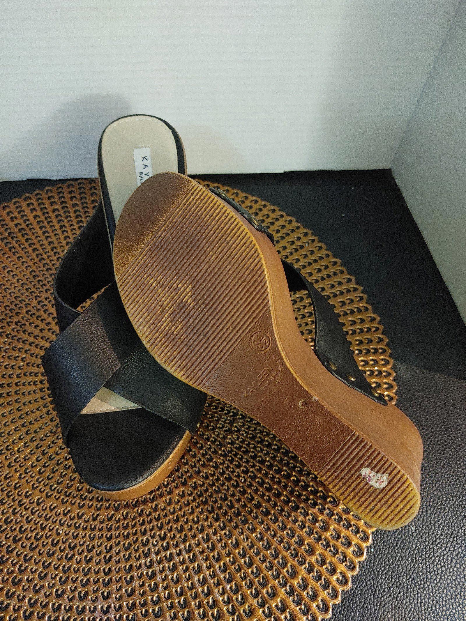 Designer Kayleen by Los Angeles Criss Cross Wedge Size 8.5 Size US 8.5 / IT 38.5 - 6 Thumbnail