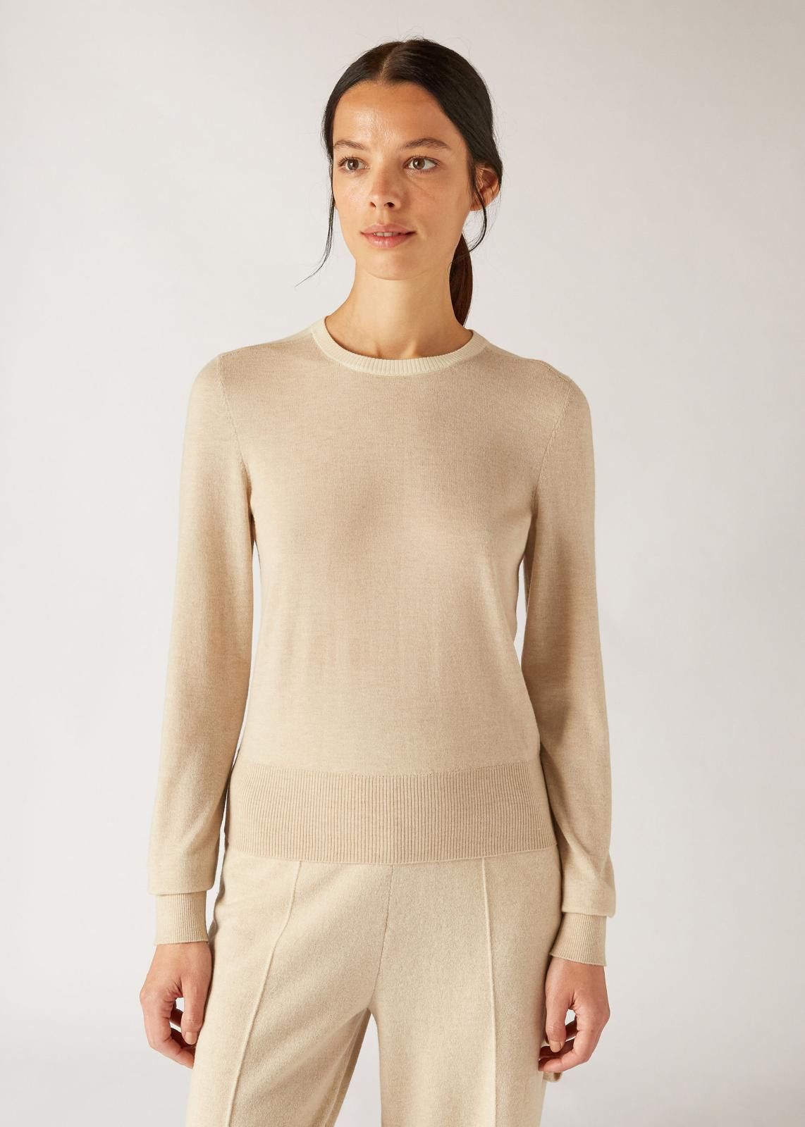 Loro Piana o1srvl11e1224 Grassmoor Crewneck Sweater in Beige Size L / US 10 / IT 46 - 5 Thumbnail