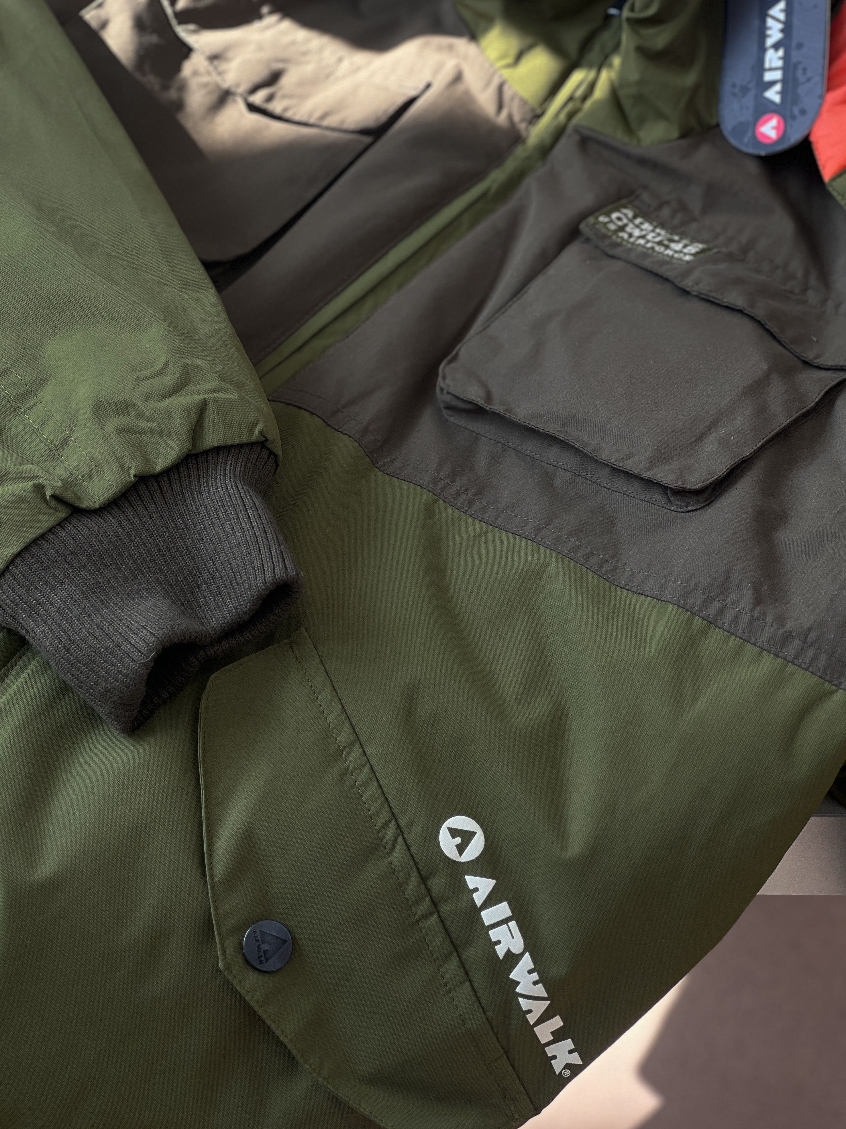 Airwalk AirWalk winter vintage Men`s jacket Size US L / EU 52-54 / 3 - 5 Thumbnail