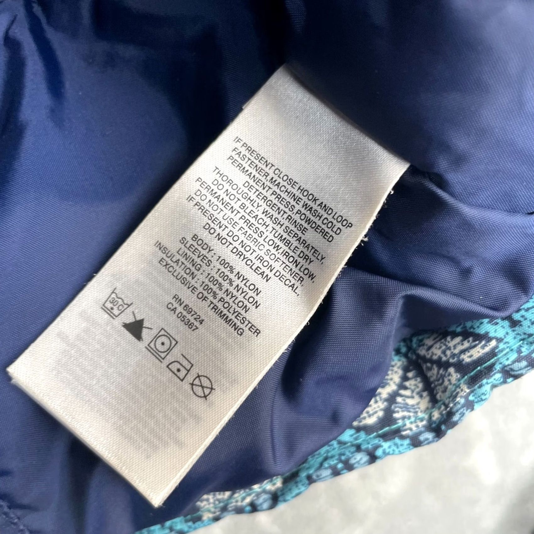 Vintage Columbia Girls Large Blue Geometric Aztec Puffer Jacket Hooded Full Zip Coat Size L / US 10 / IT 46 - 5 Thumbnail