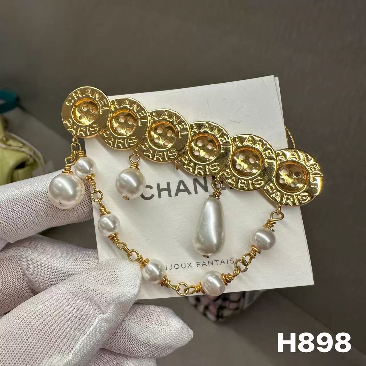Chanel Chanel Maison Button Pearl Brooch CC lost Sale Size ONE SIZE - 2 Thumbnail