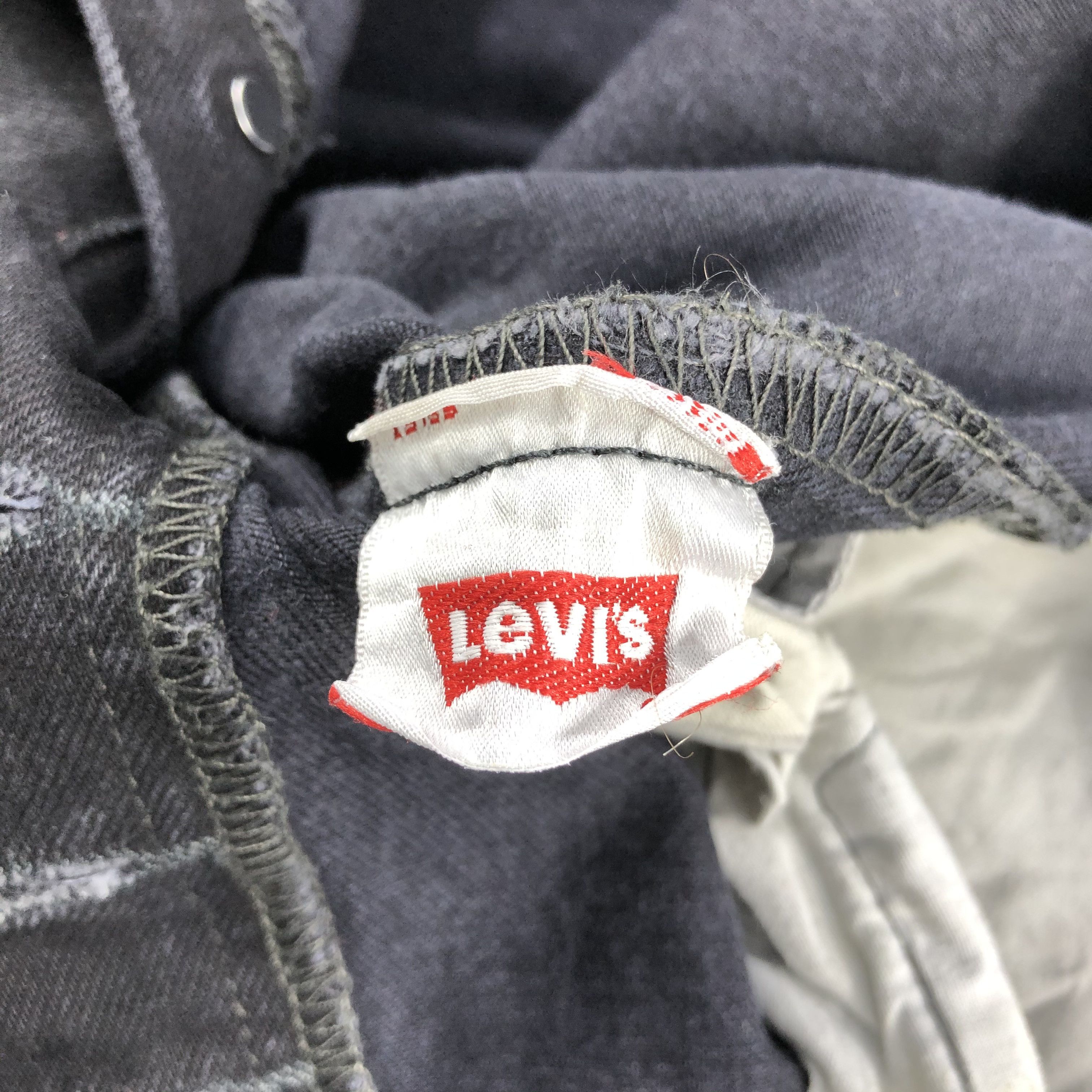 Levi's Vintage Distress Levis 501 Jeans-J1397 Size US 37 - 15 Thumbnail