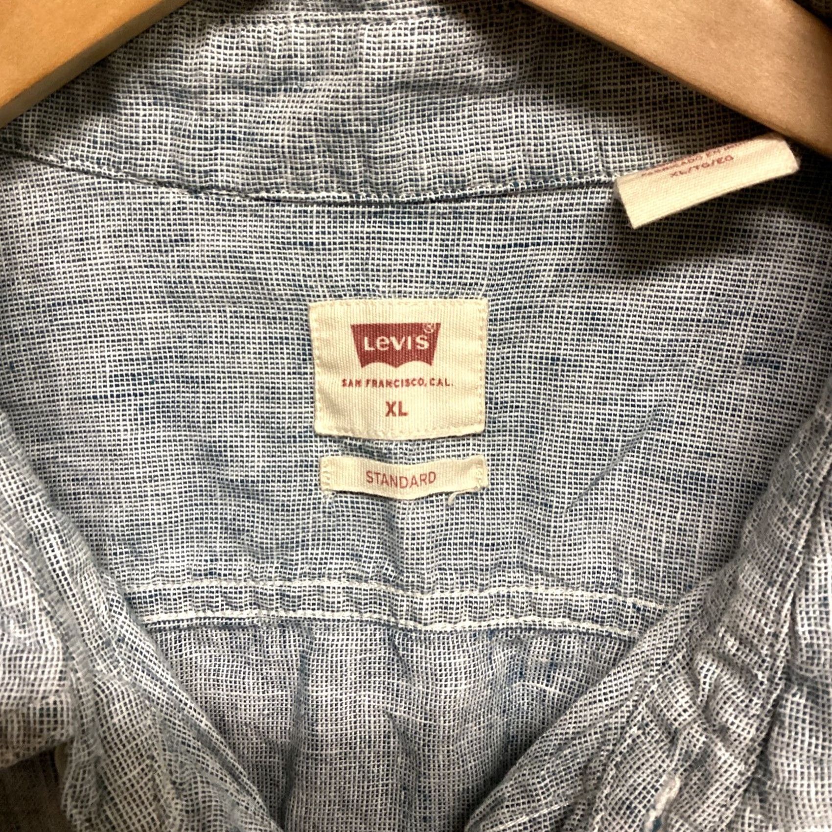 Levi's VINTAGE Levi's Mens Blue Linen Button Up Short Sleeve One Pocket XL Shirt Size US 36 / EU 52 - 3 Thumbnail