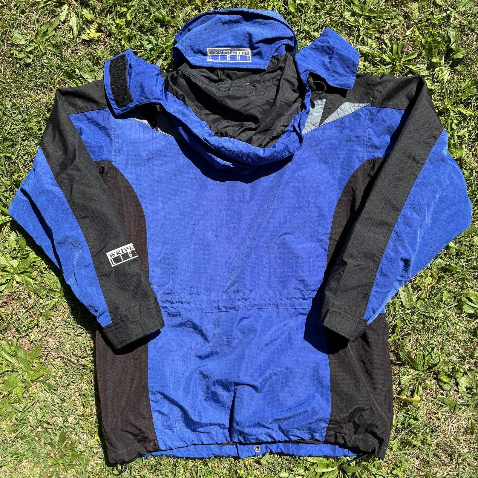 The North Face × Vintage Vintage 1990s The North Face Extreme Light Periwinkle Jacket Size US L / EU 52-54 / 3 - 8 Thumbnail
