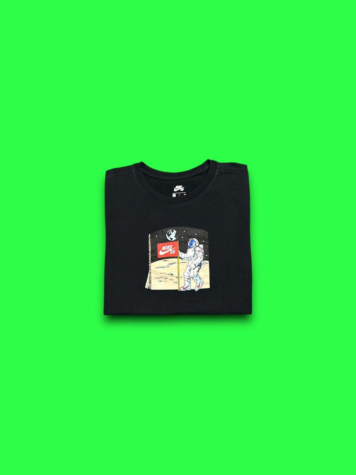 Nike Nike SB Fake Moon Landing Astronaut T Shirt AA8081-100 Small Size US S / EU 44-46 / 1 - 1 Thumbnail