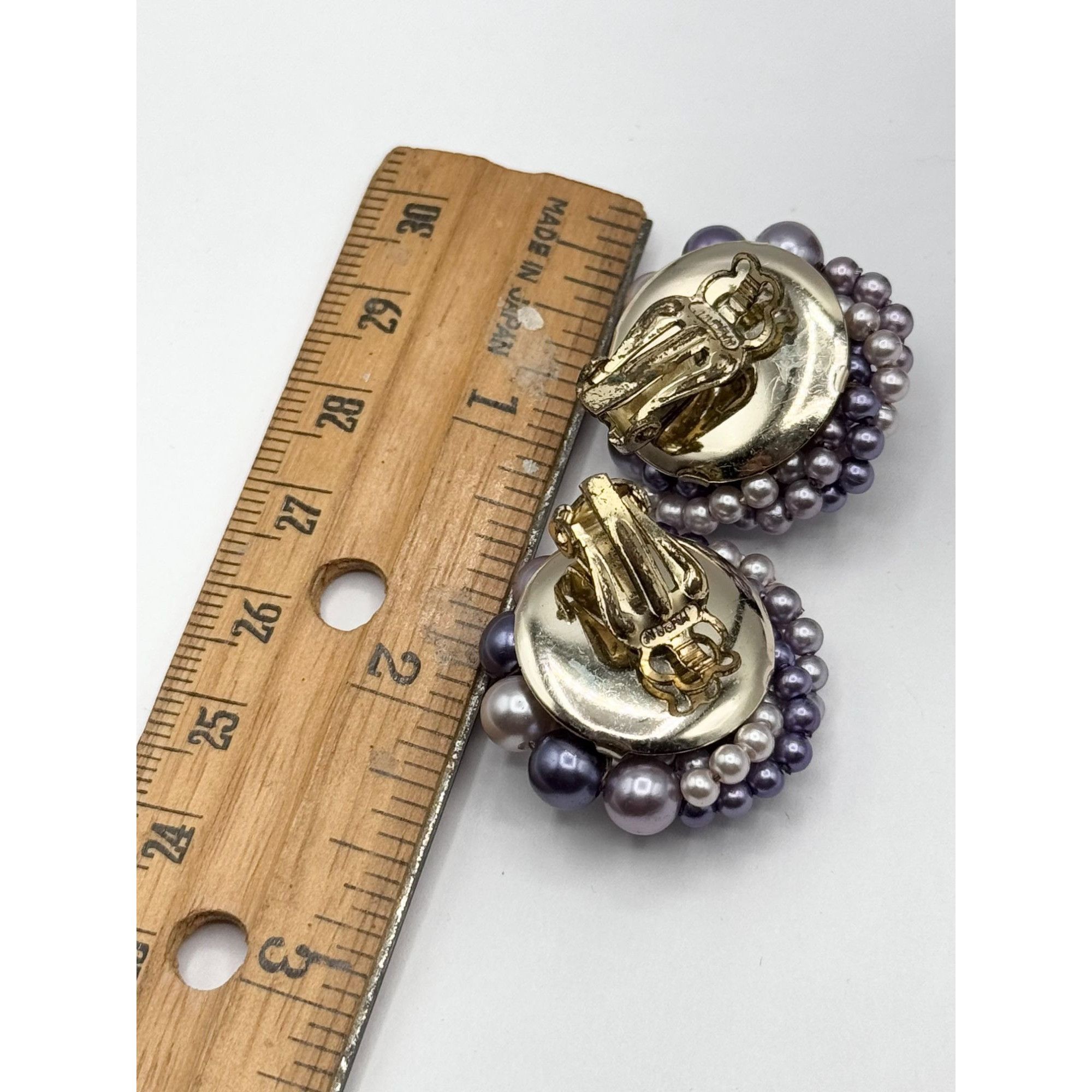 Vintage Vintage purple Japan faux pearl cluster clip on earrings Size ONE SIZE - 4 Thumbnail