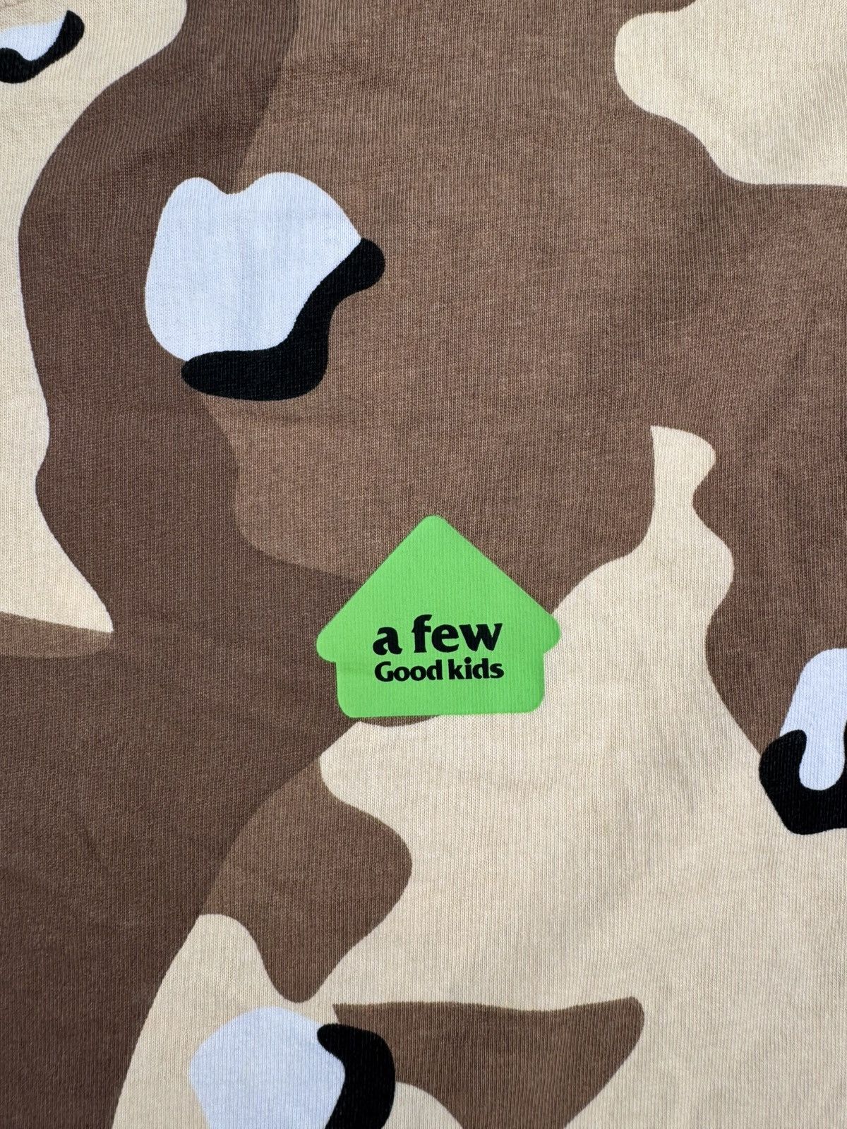 Japanese Brand A Few Good Kids Camo Chip Tshirt Size US L / EU 52-54 / 3 - 3 Thumbnail