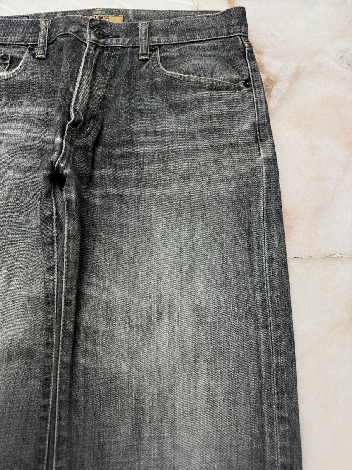 Uniqlo 💥THRASHED💥90's UNIQLO EASY FIT STRAIGHT NICE FADING DISTRESS Size US 31 - 5 Thumbnail