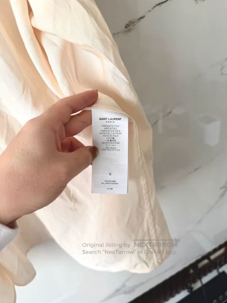 Saint Laurent Paris Saint Laurent Paris universal size Wool silk broad-shoulder Size US S / EU 44-46 / 1 - 6 Thumbnail