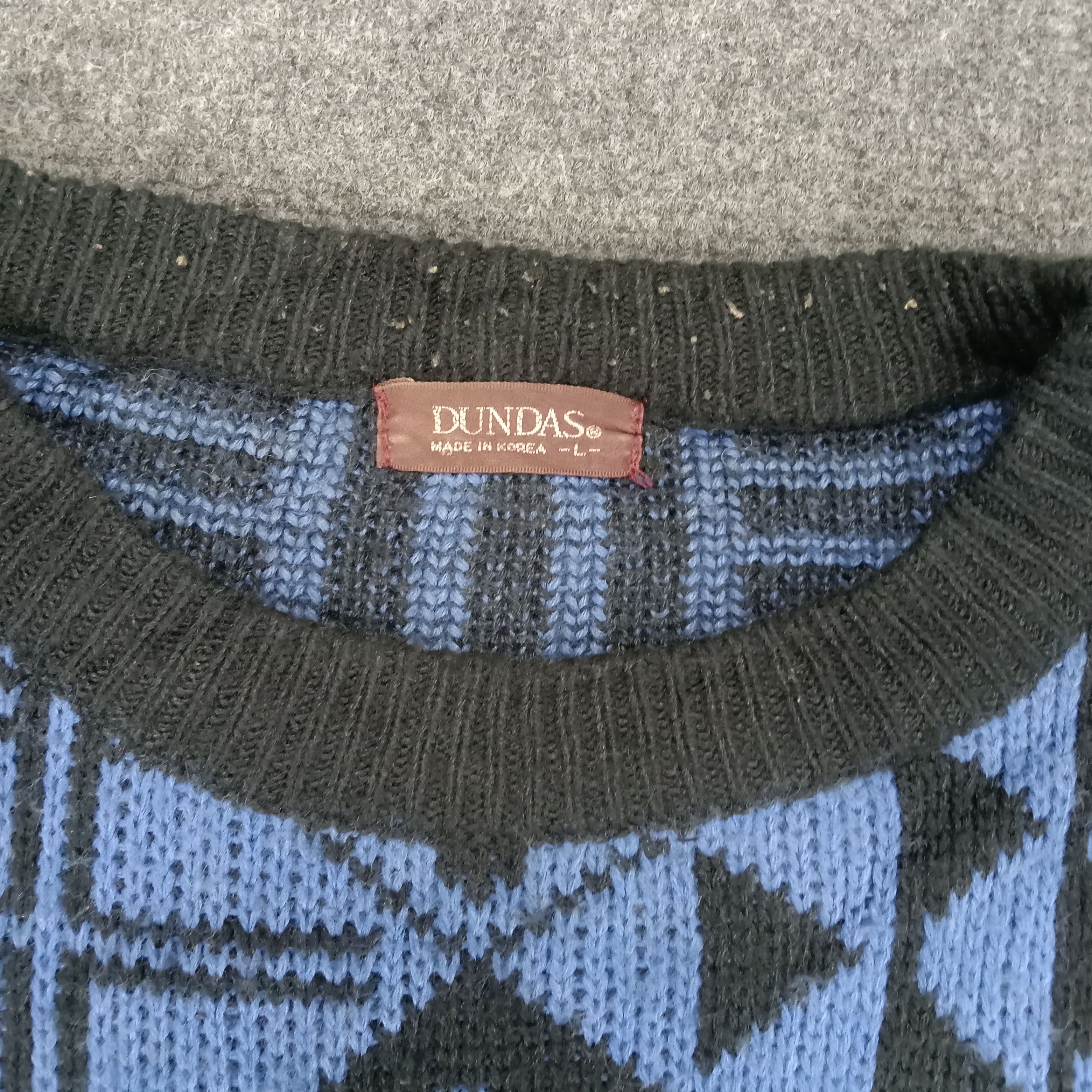 Vintage Dundas Japanese Brand Pattern Art Knitwear Sweater Size US L / EU 52-54 / 3 - 3 Thumbnail