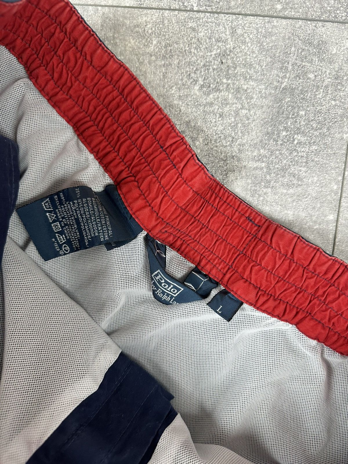 Polo Ralph Lauren Polo Ralph Lauren 3 Swimwear Blue Retro Shorts Size US 34 / EU 50 - 13 Thumbnail