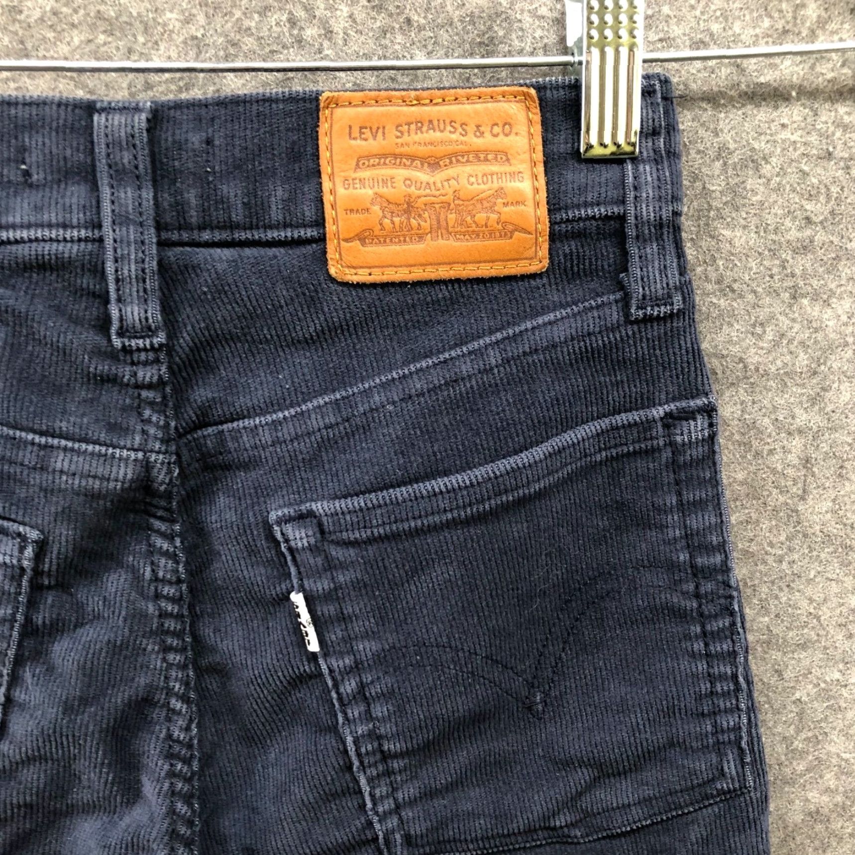 Levi's Levi's Wedgie Straight Corduroy Jeans Womens 24 Blue Button Fly 5 Pocket Jeans Size 42" / US 20 - 7 Thumbnail