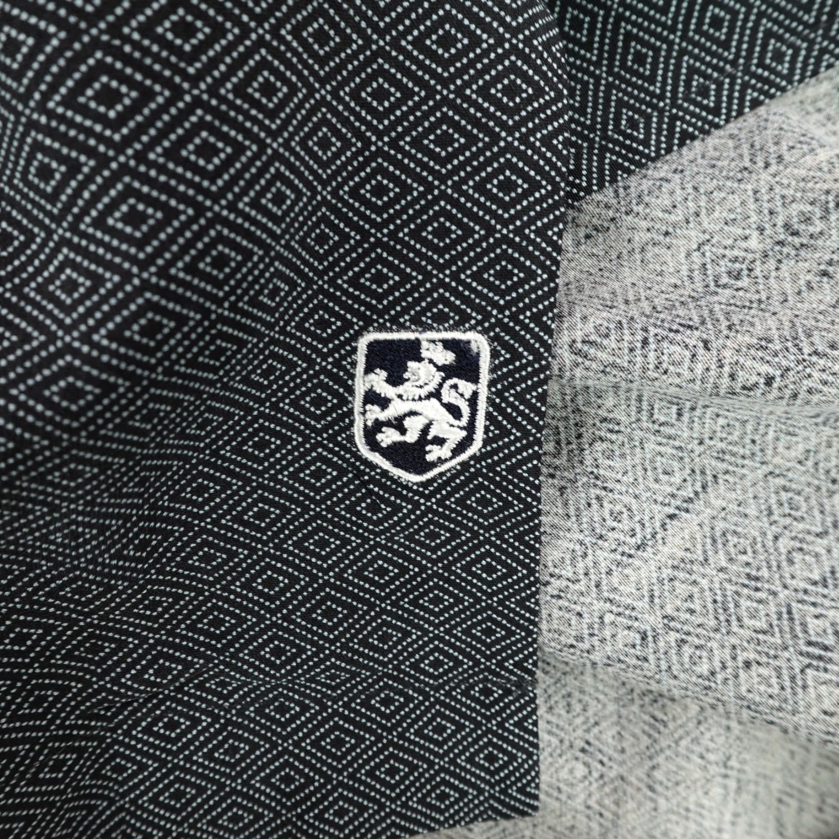 Nat Nast VINTAGE Nat Nast Shirt Mens Medium Silk Casual Short Sleeve Button-Up Geometric Diamond Pattern Black Men's Size US M / EU 48-50 / 2 - 5 Thumbnail