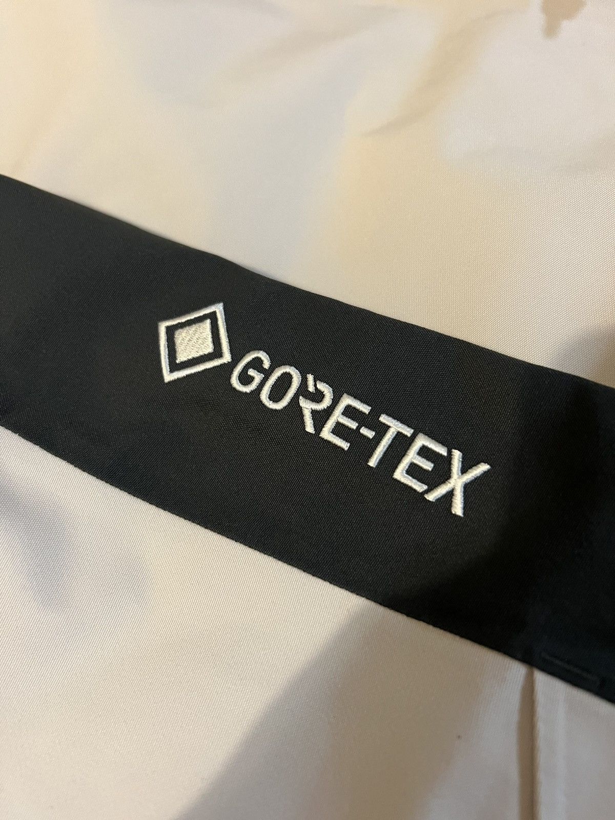 Nike ACG Nike ACG Chena Vortex Gore-Tex Jacket Size US M / EU 48-50 / 2 - 7 Thumbnail