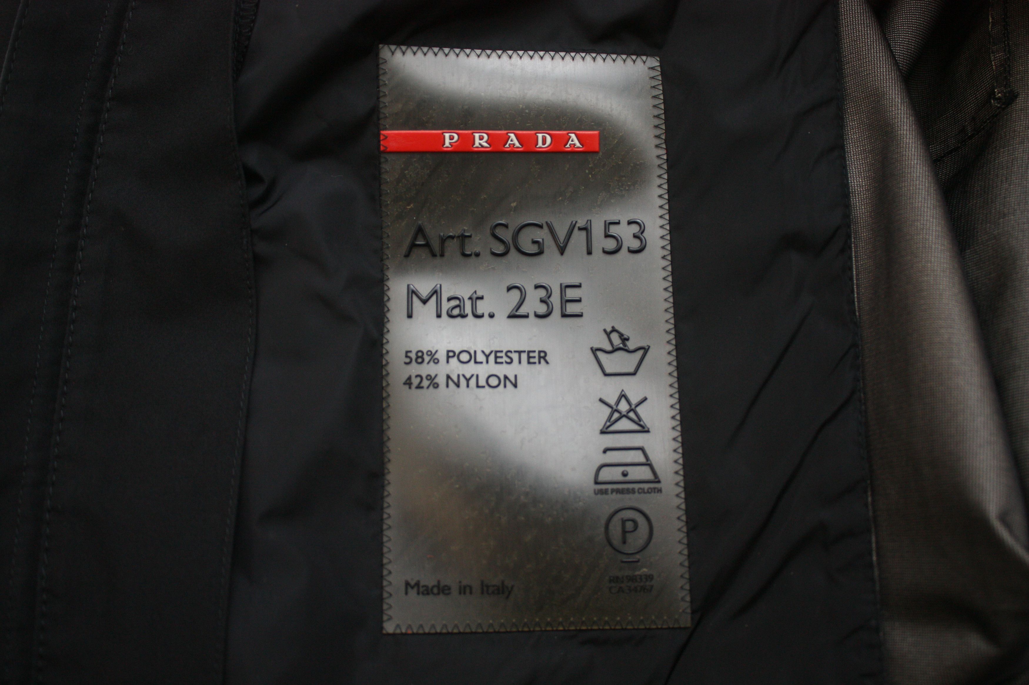 Prada Prada Vintage Black Gore-Tex Jacket SGV153 23E Size US M / EU 48-50 / 2 - 10 Thumbnail