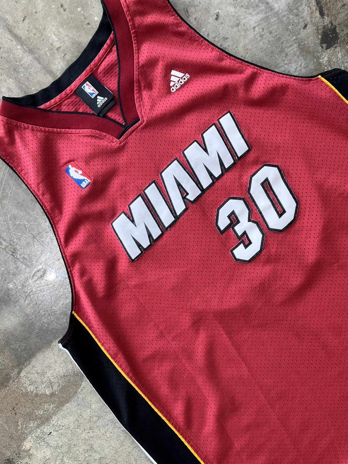 NBA Vintage Adidas Y2K NBA Miami Heat Michael Beasley Jersey XXL Size US XXL / EU 58 / 5 - 5 Thumbnail