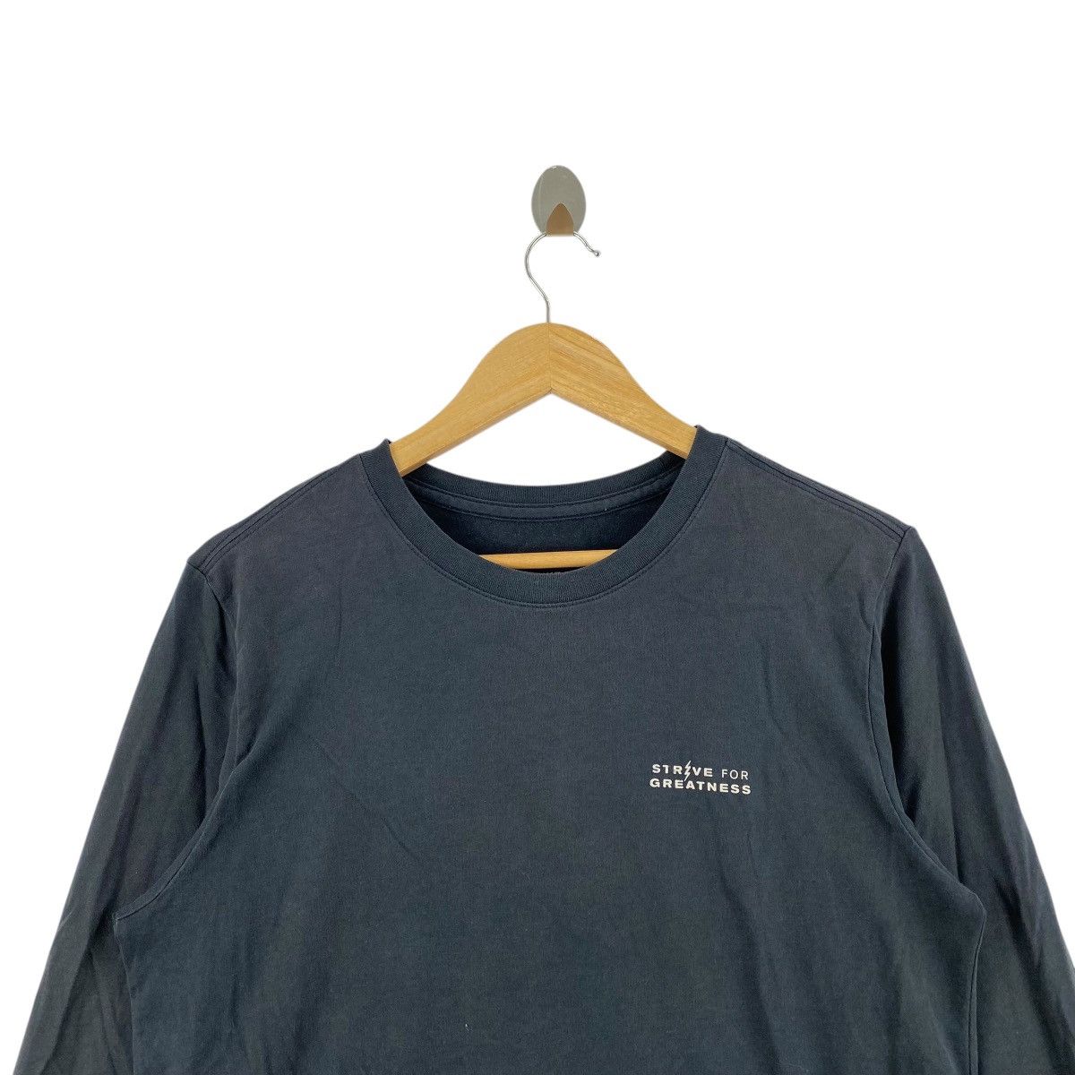 Nike × Vintage Vintage NIKE x LEBRON JAMES Signature Collection Tee Shirt Size US M / EU 48-50 / 2 - 4 Thumbnail